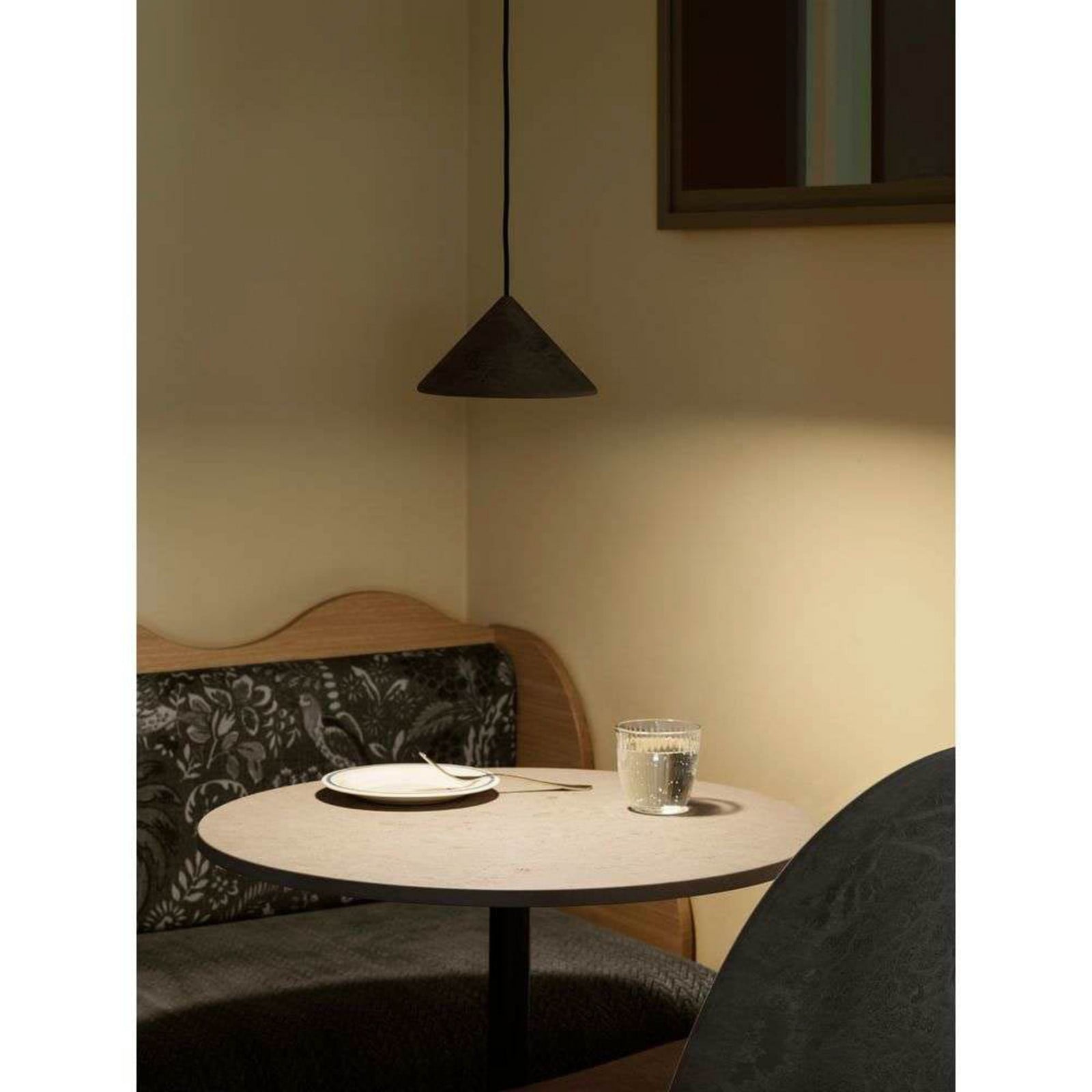 Terra Taklampa Coffee Waste Black MATER - Vardagsrum - Plast