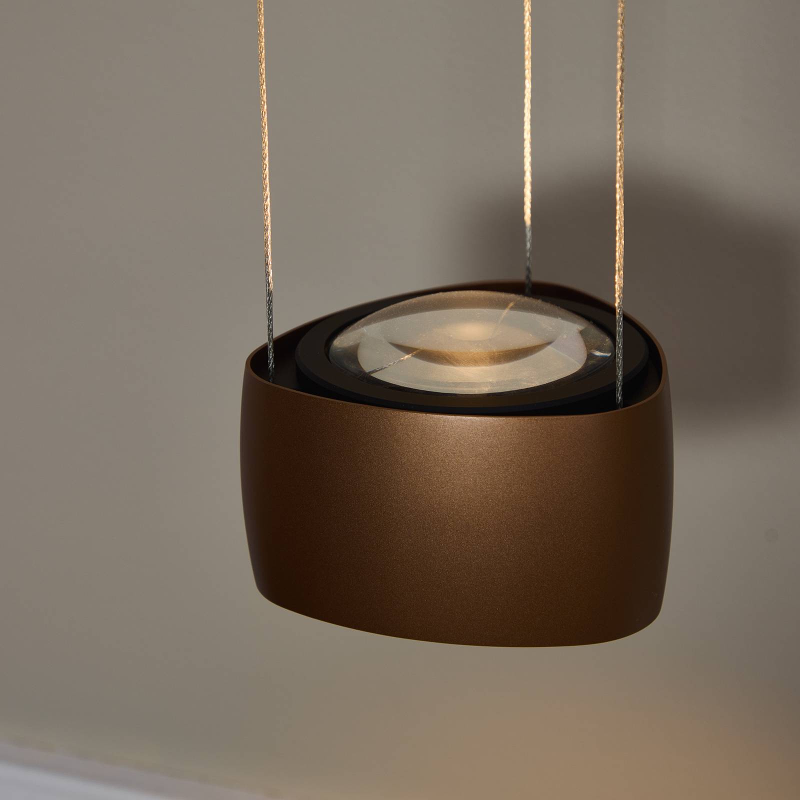 Żyrandol LED LOOM DESIGN „Air”, kolor karmelowy, 13 cm, aluminium