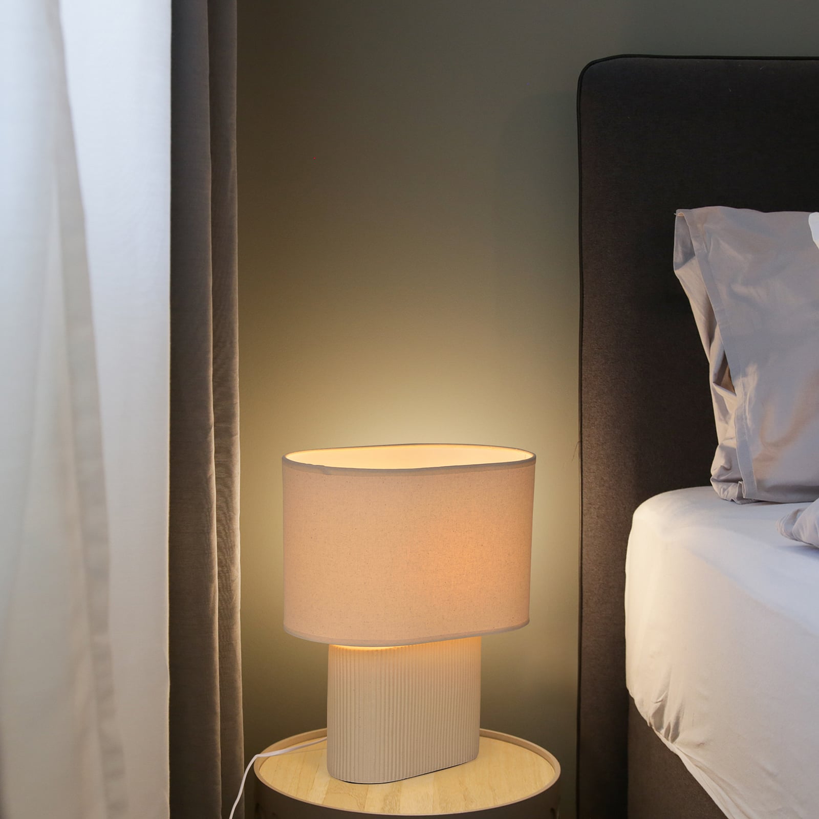 Bordlampe Santorini, elfenben/beige, 38 cm, lin/keramikk Bordlampe Santorini, elfenben/beige, 38 cm, lin/keramikk