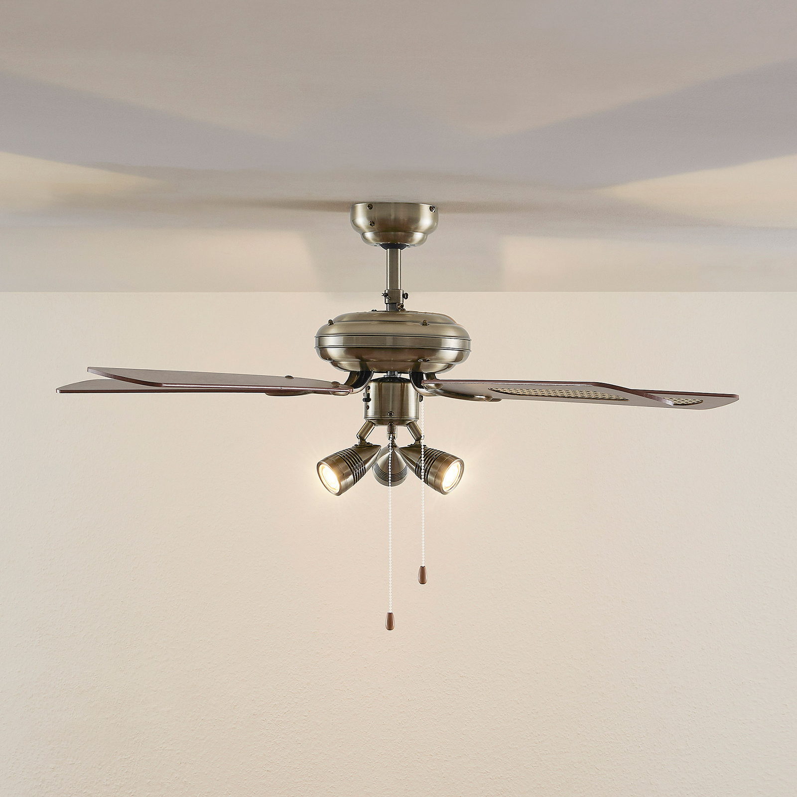 Lucande ceiling fan with light Anariki, quiet, brass
