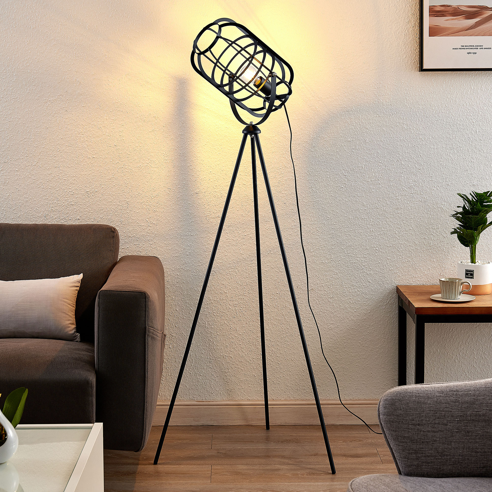 Lindby Keara lámpara de pie trípode con pantalla