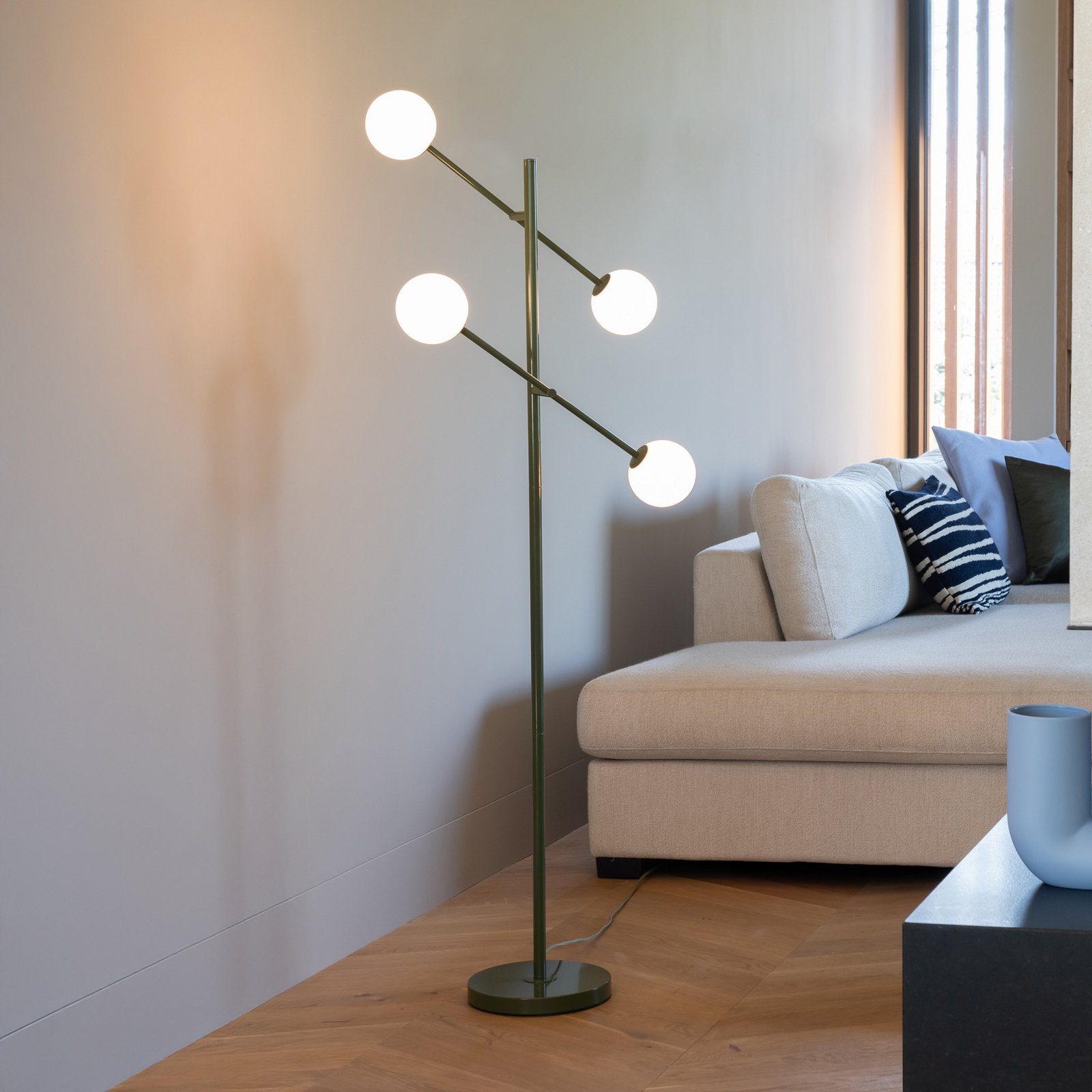 IT'S ABOUT ROMI Stehlampe Copenhagen, grün, Glas, drehbar