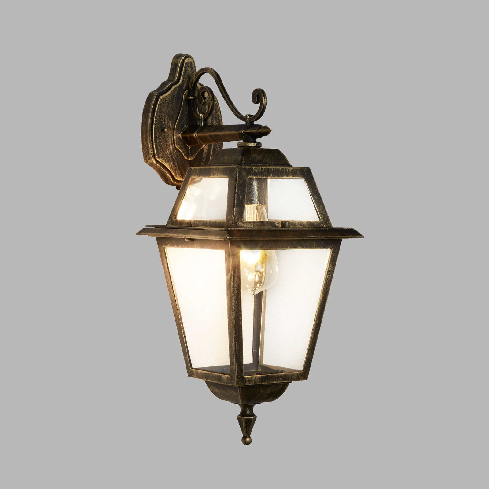 cast iron lantern light