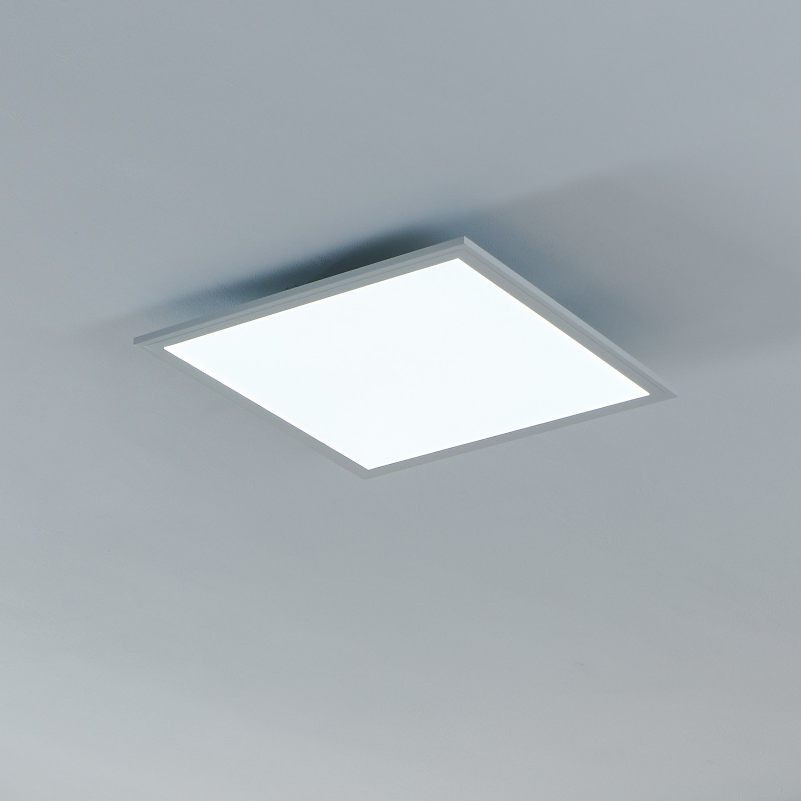 EGLO connect CCT Deckenlampe 45x45cm weiß