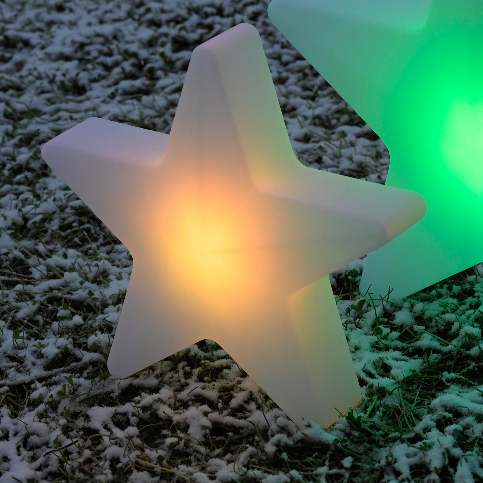 Star LED rechargeable decorative light, H 39.5 cm, IP44, white, RGBW Star LED rechargeable decorative light, H 39.5 cm, IP44, white, RGBW