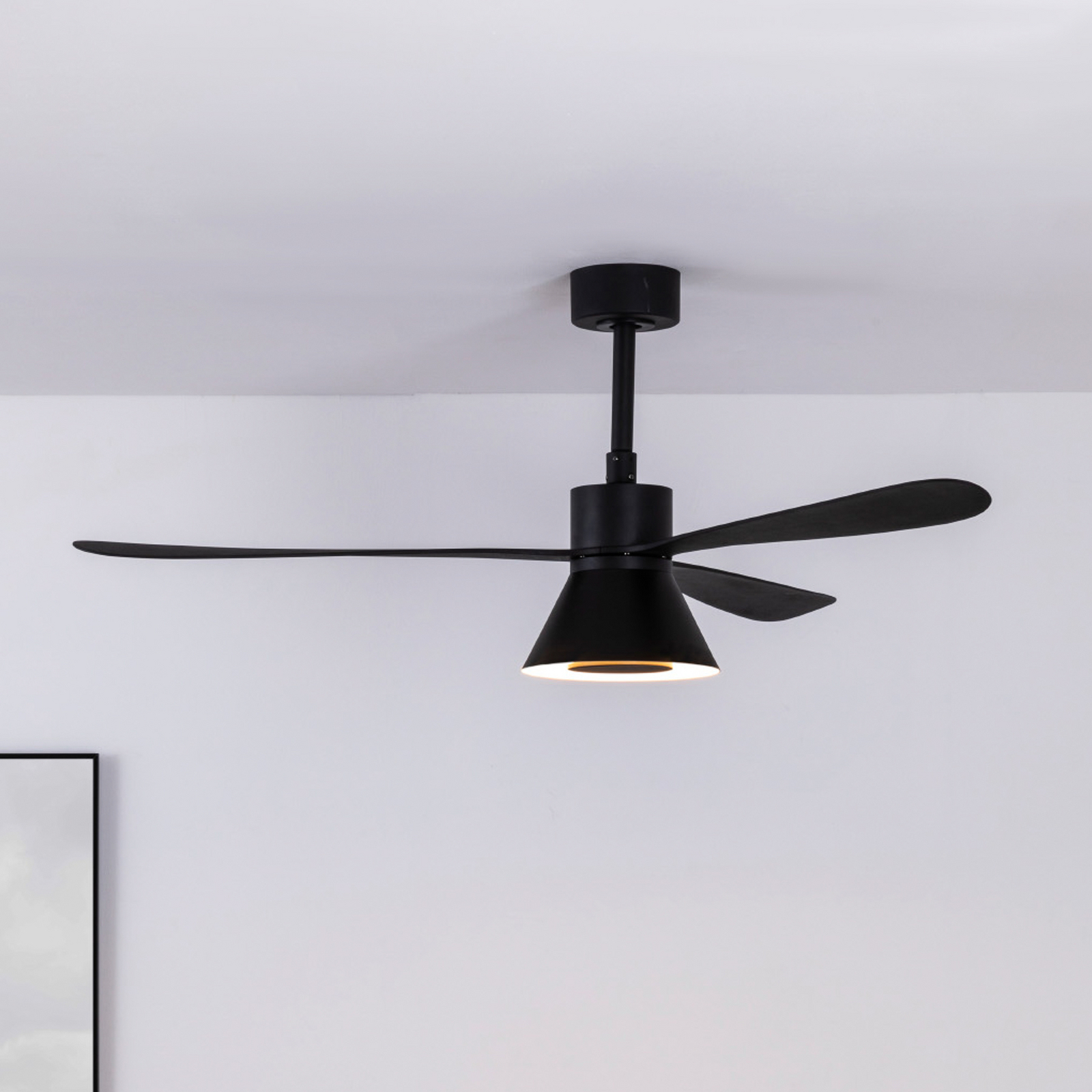 Ventilator de tavan cu LED Amelia Cone L, negru, silențios, 132 cm