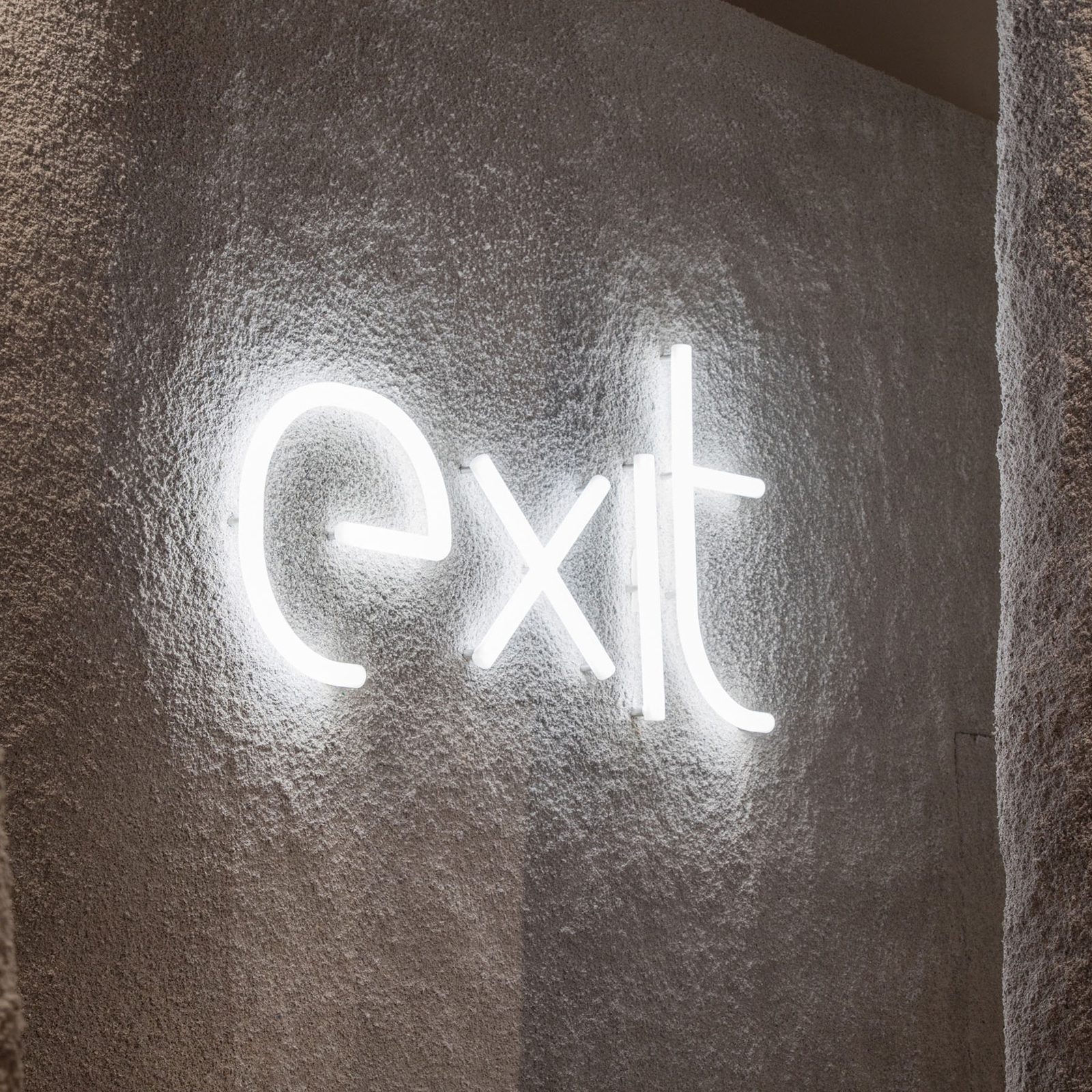 Artemide Alphabet of Light veľké písmeno stenu X