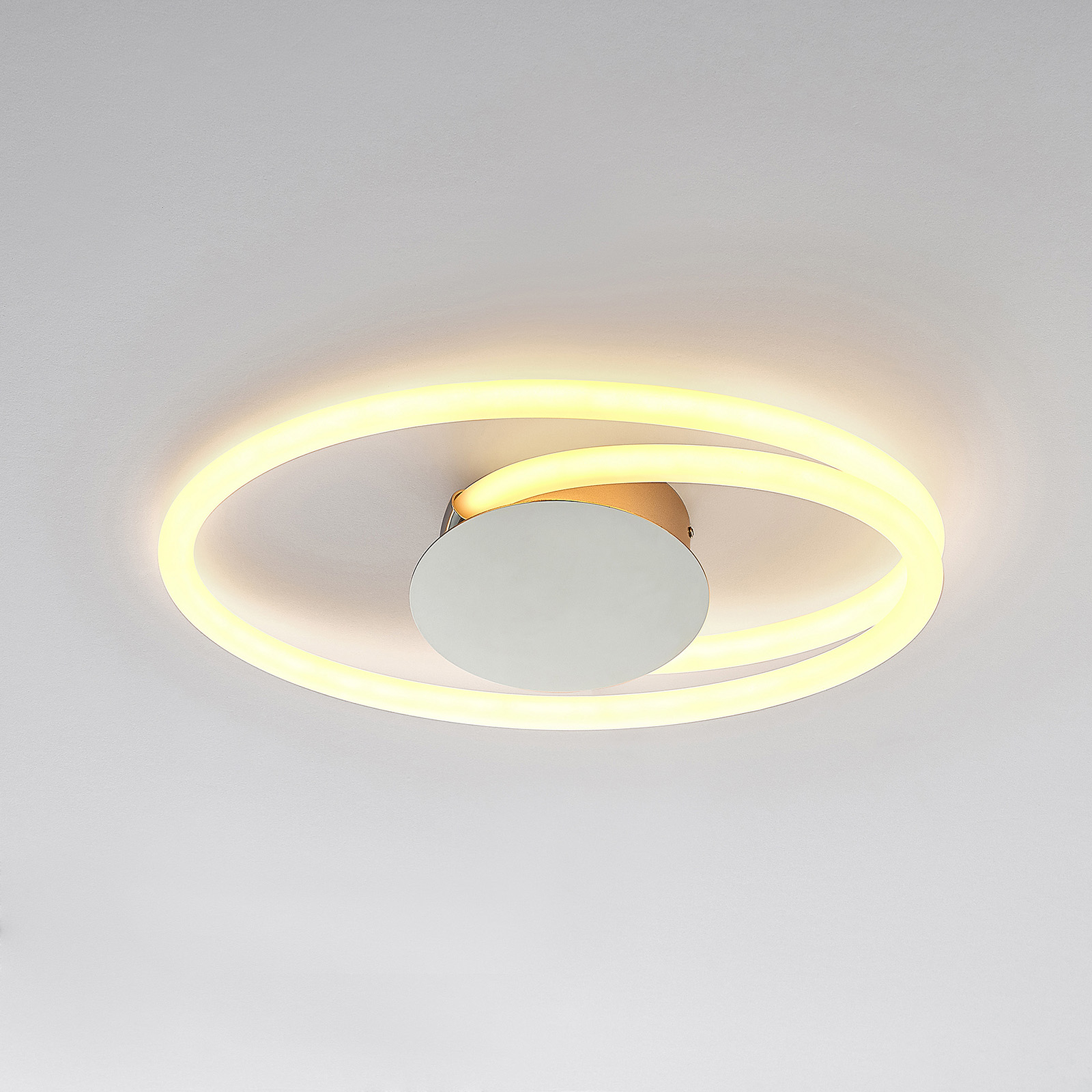 Lucande Ovala lámpara LED de techo, 53 cm