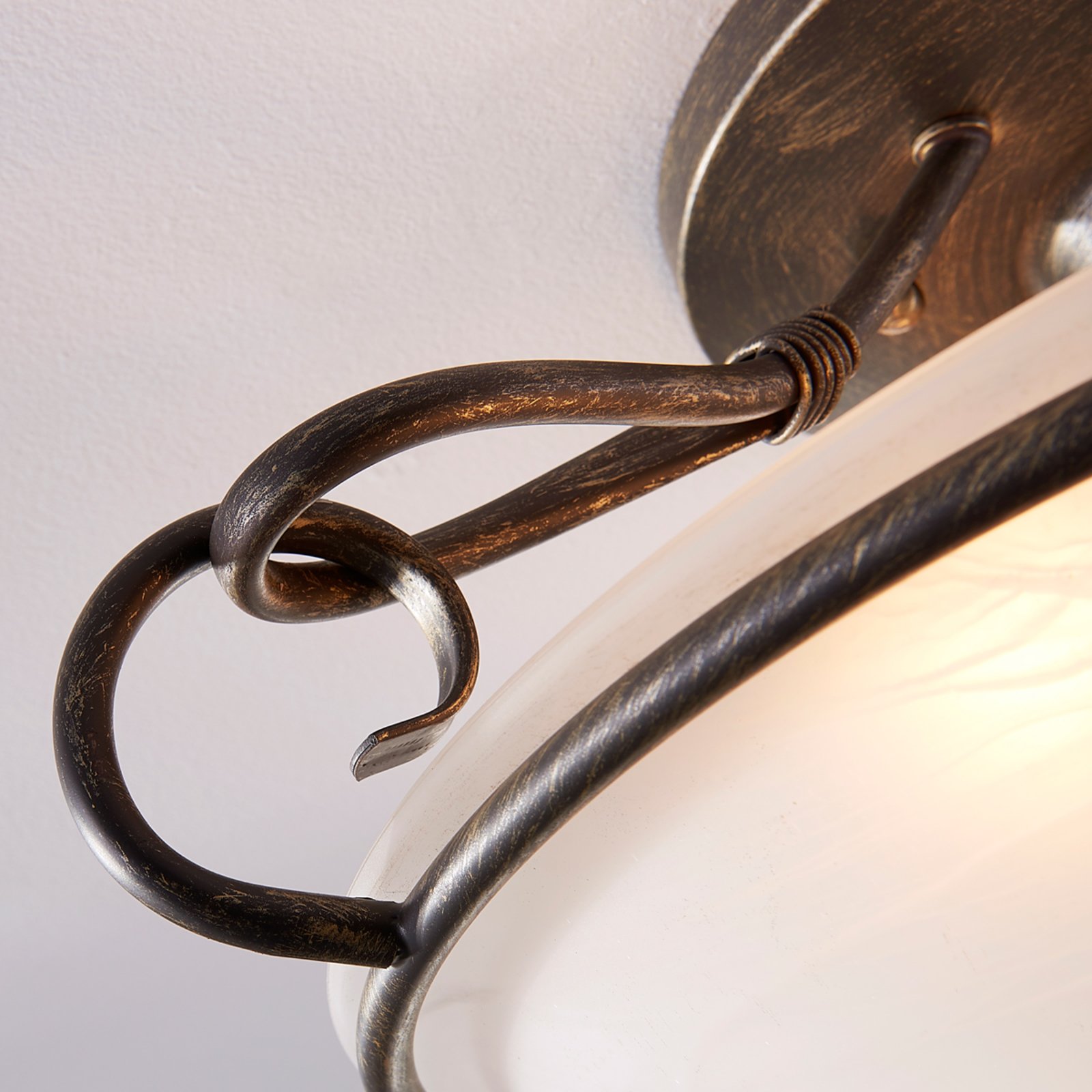 Rando Kattovalaisin White/Antique - Lindby