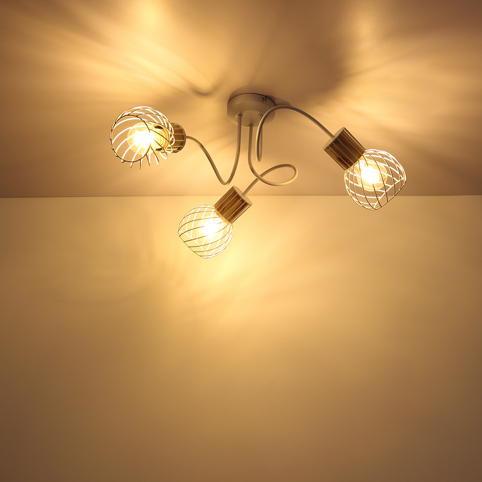 Plafondlamp Luise in wit en houtoptiek, 3-lamps