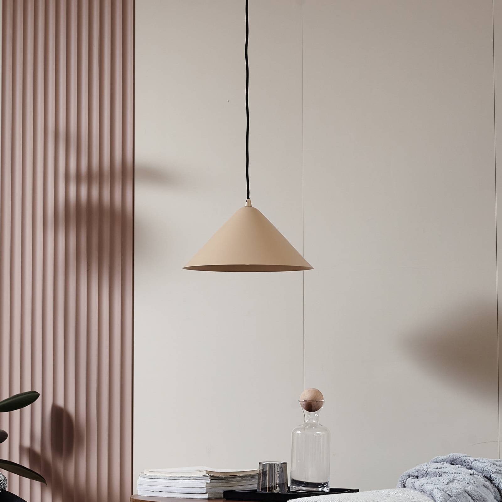 Lampa wisząca Lindby Clarine, beżowa, Ø 32 cm, metal