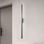 LED-vegglampe Demi L, svart, aluminium, høyde 144 cm, IP54