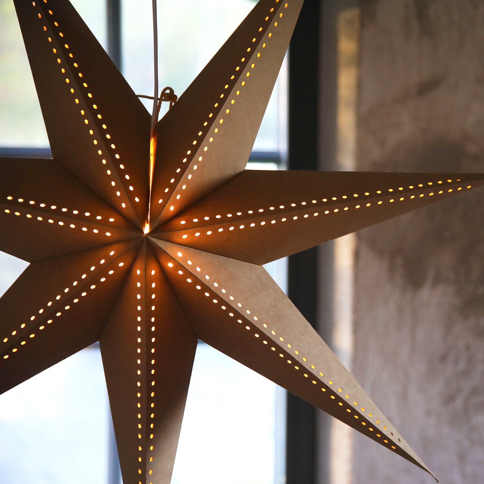Papierstern Kiara, braun, E14, Höhe 75 cm