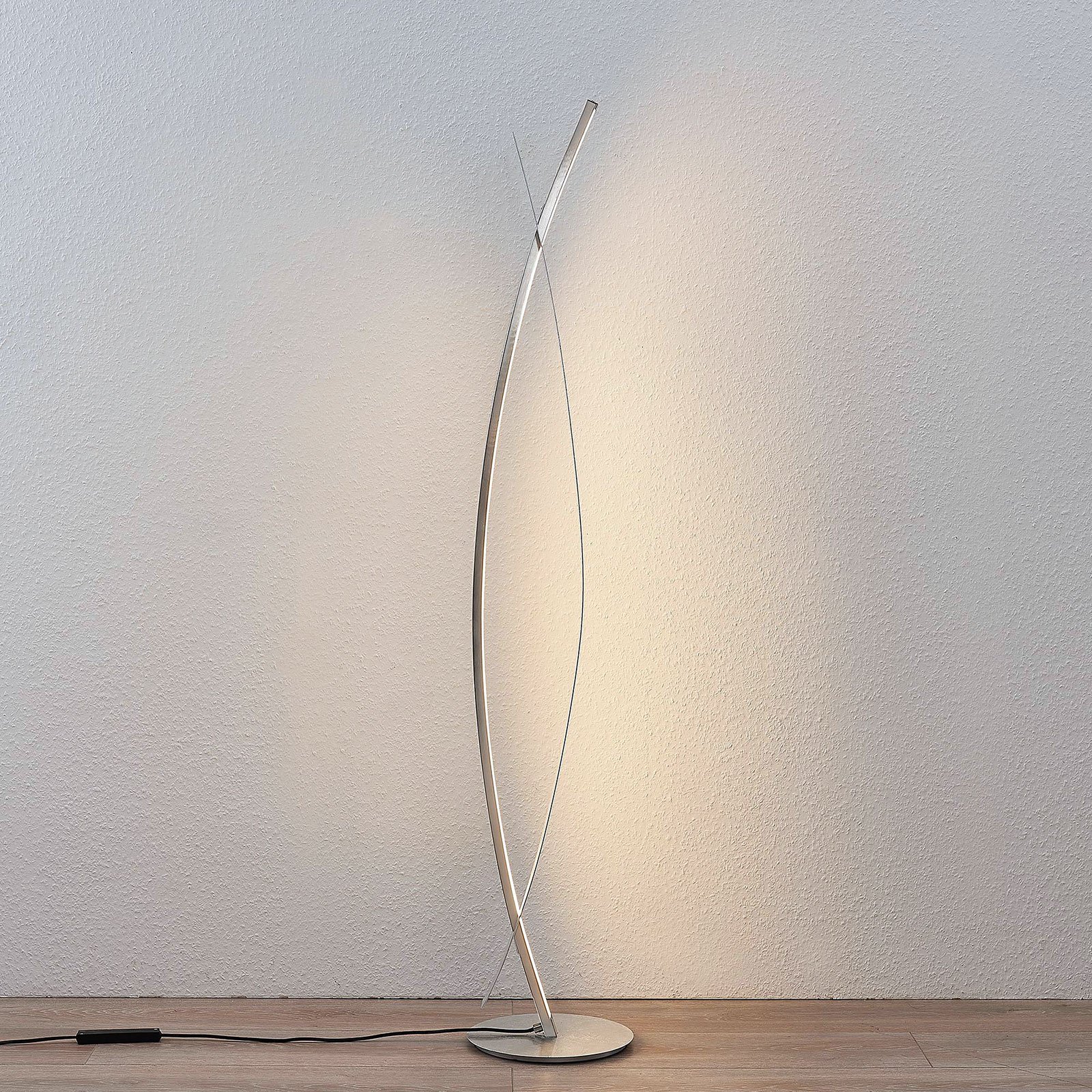Stojaca LED lampa Marija elegantná strieborná