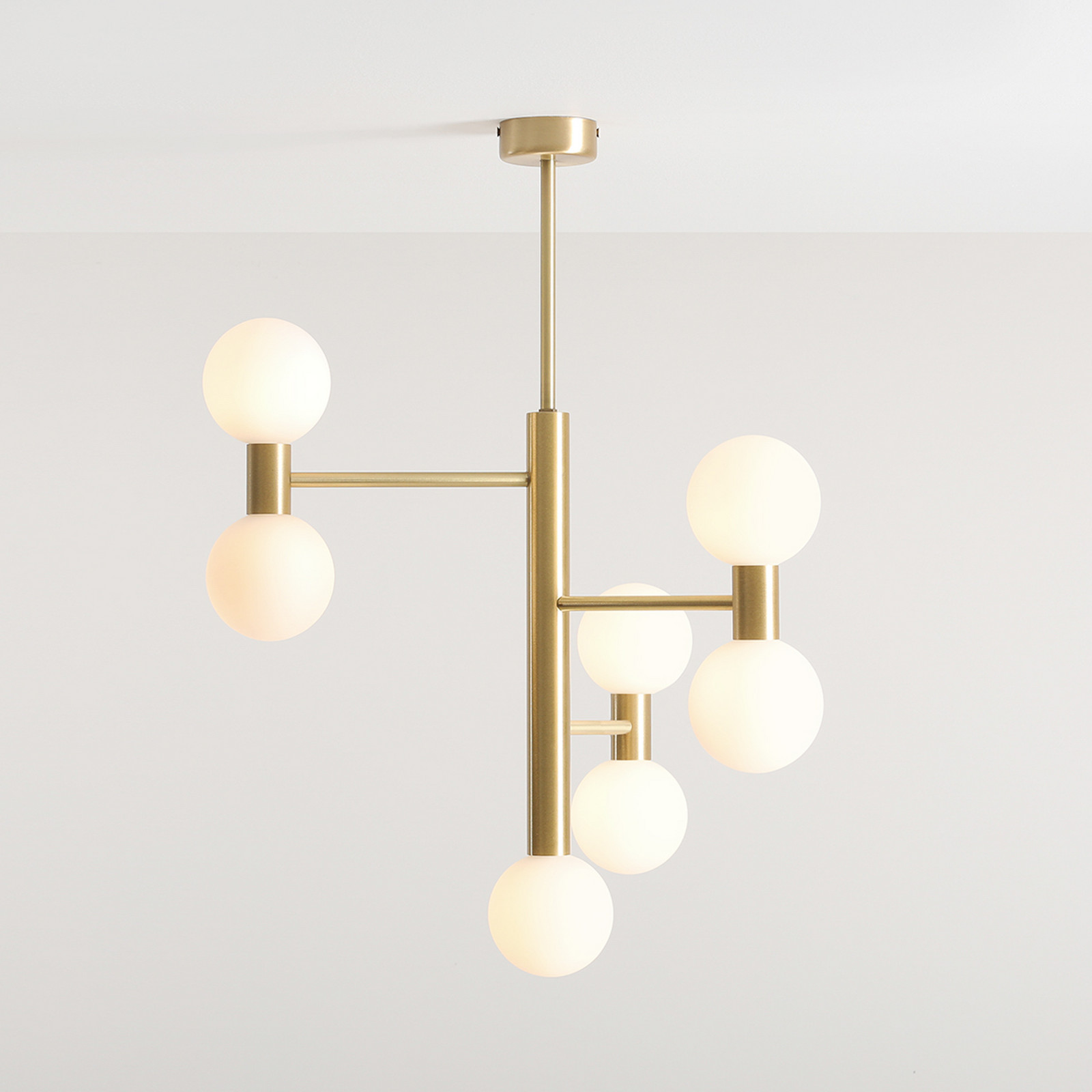 ALDEX Lampă suspendată Flare 7 becuri alamă/alb opal sticlă - Camera de zi / sufragerie - modern - alamă alb opal