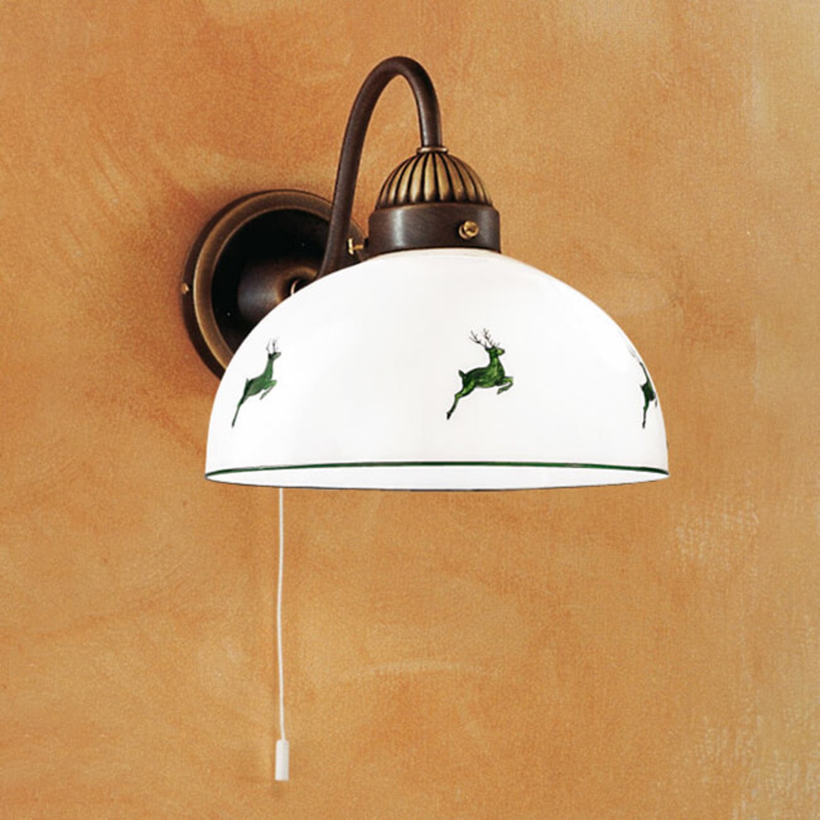 Rustic wall light Nonna, green with stags
