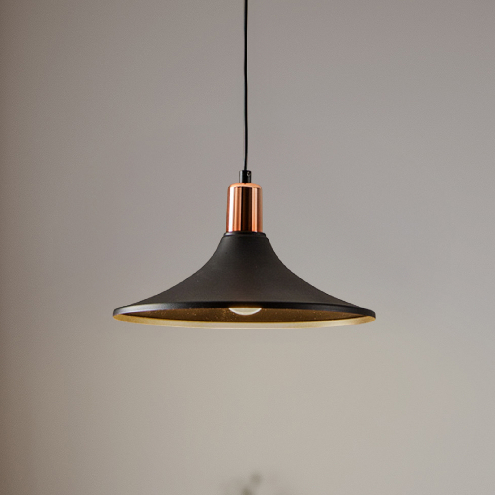 Suspension AV-4106-M28-BSY, noir