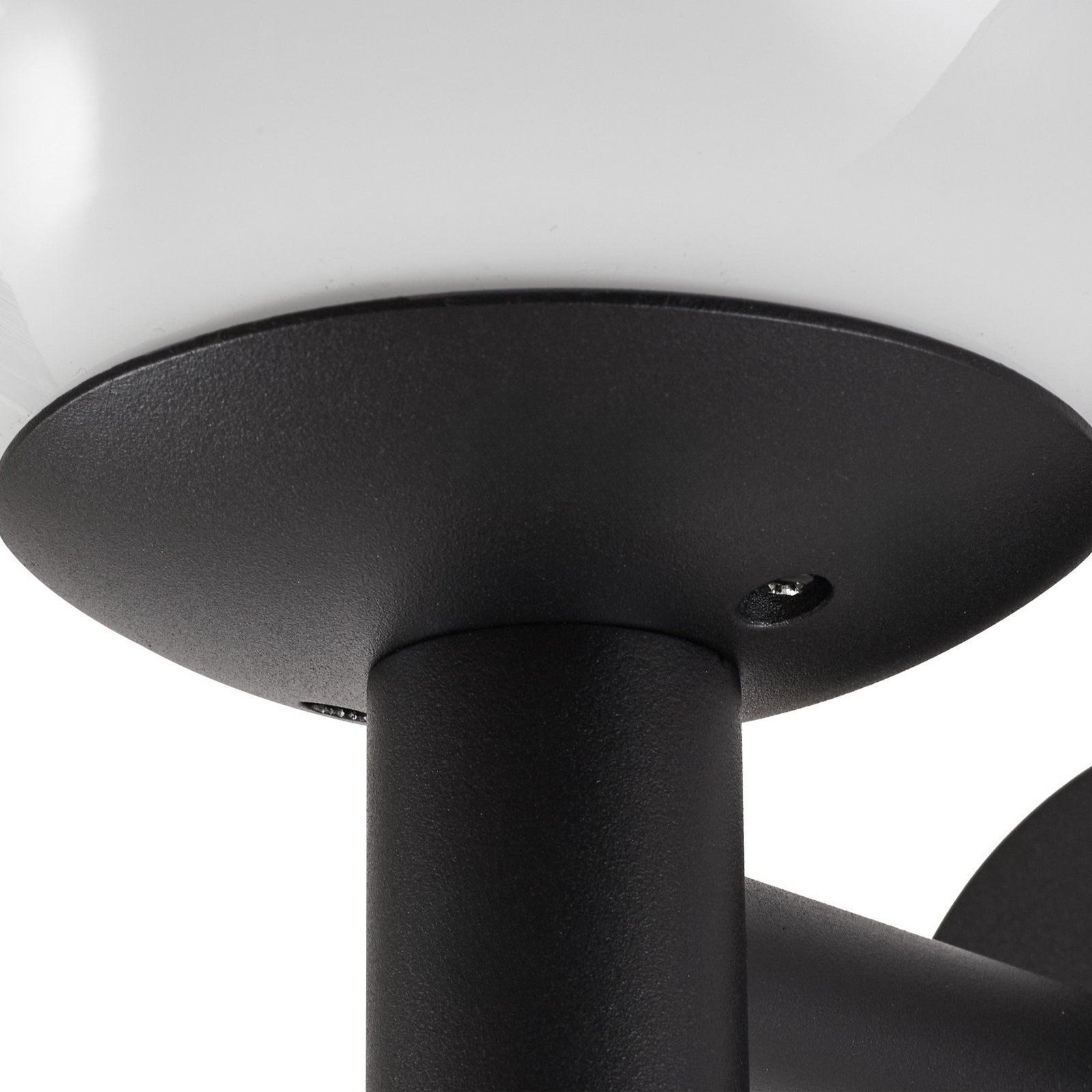 Dangan outdoor wall light Ø 20 cm white glass IP44 - Lindby Dangan outdoor wall light Ø 20 cm white glass IP44 - Lindby