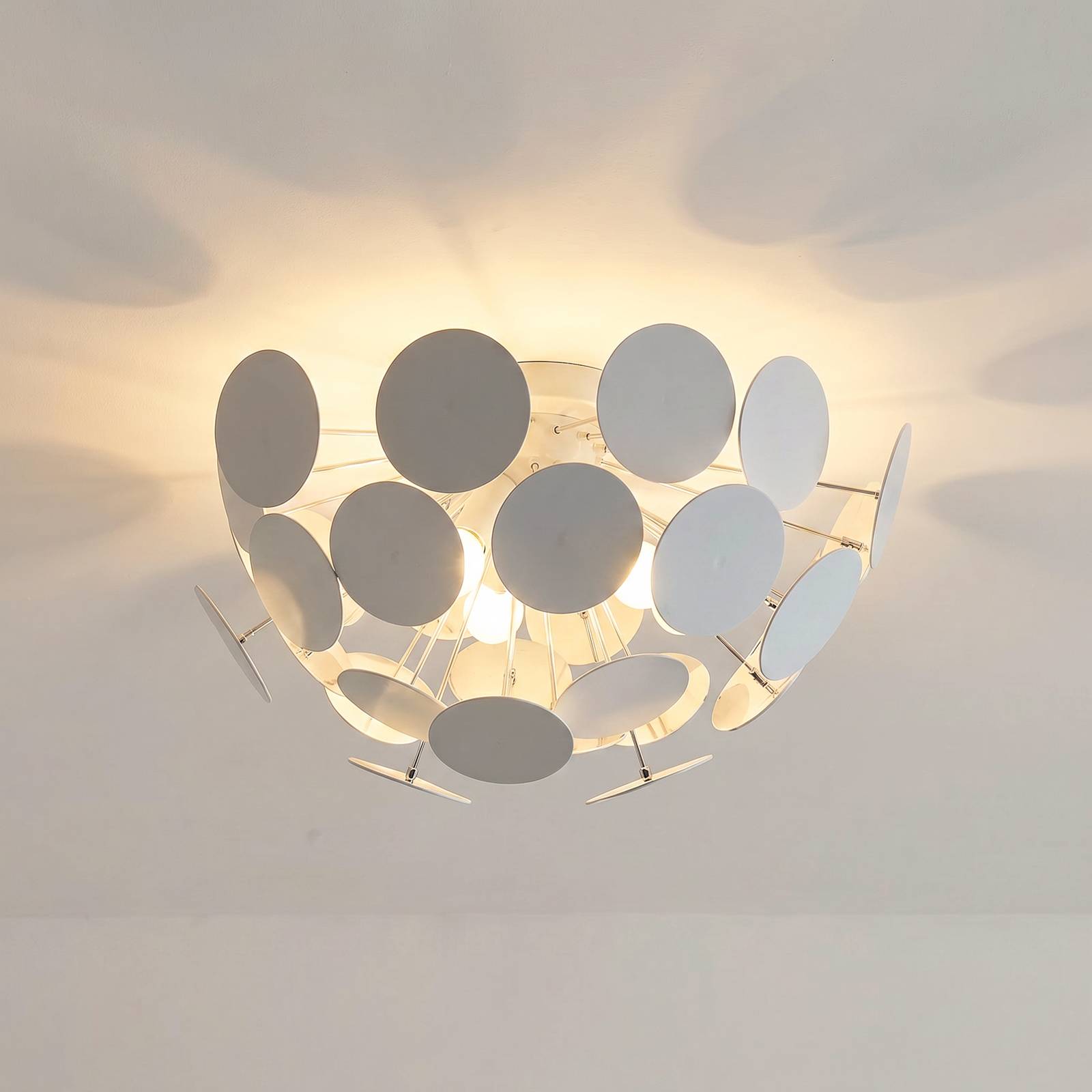 Plafonnier Lindby Kinan, Ø 54 cm, blanc, métal, E14