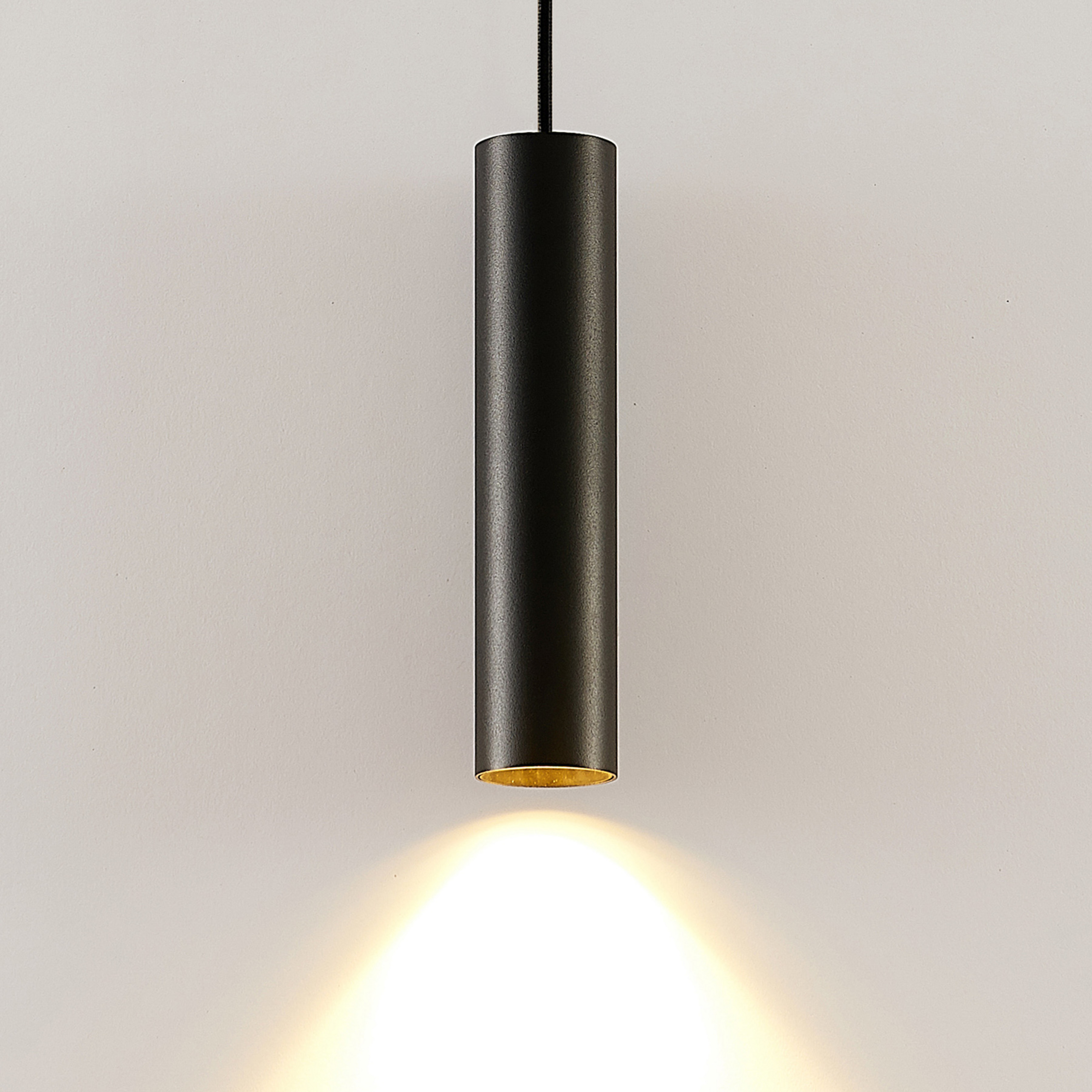 Arcchio Ejona hanglamp, hoogte 27 cm, zwart, aluminium