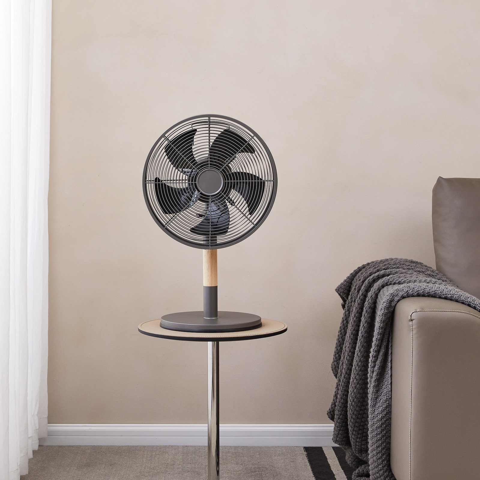 Starluna Gergo ventilateur de table, hévéa, gris