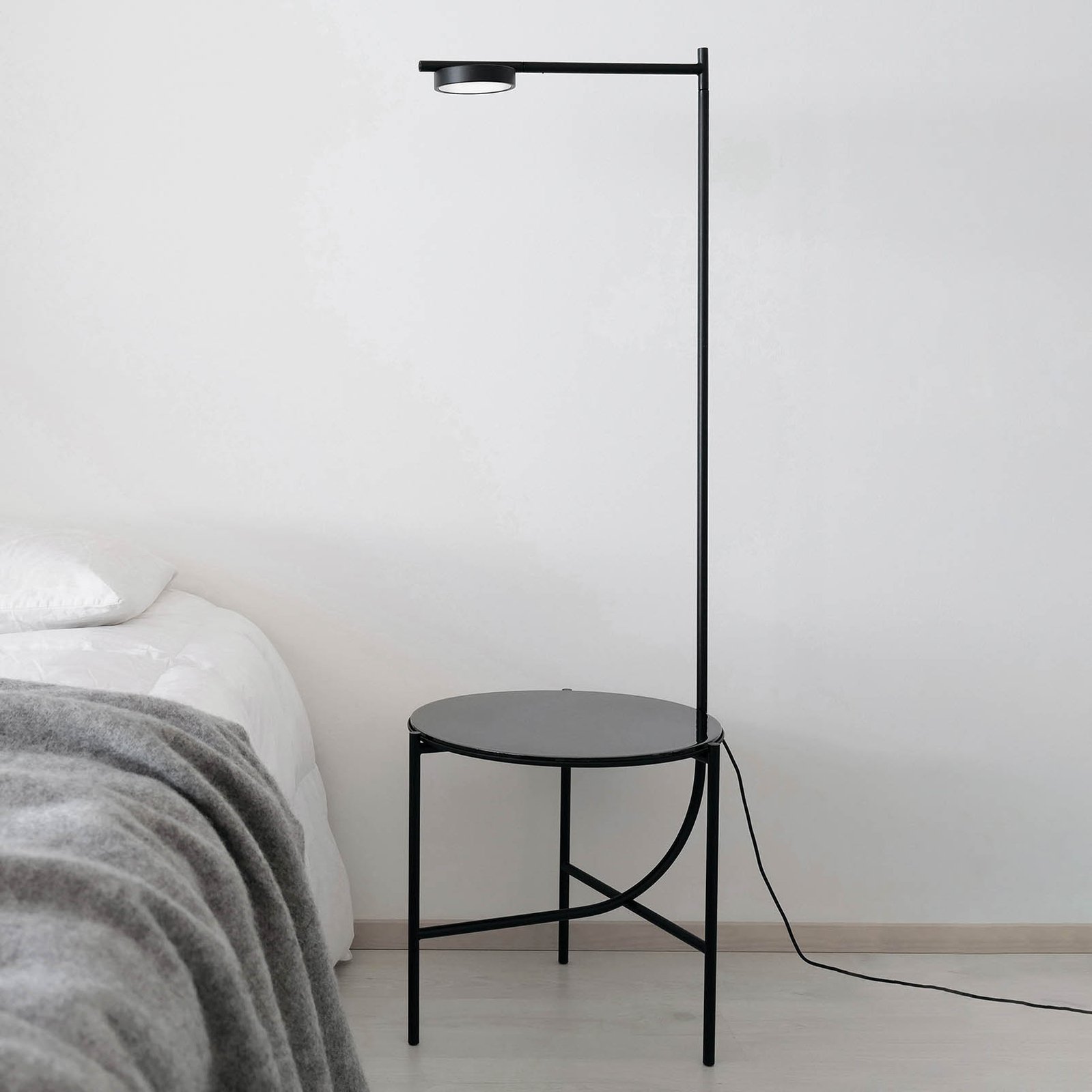 GRUPA Igram LED floor lamp steel table top glass