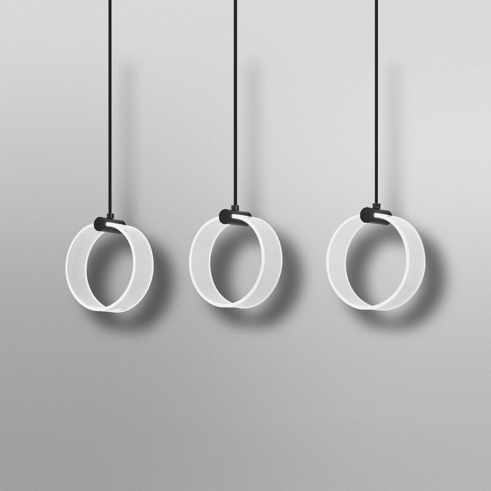 OSRAM LED-Hängelampe Decor Circle, 3-fl. lang, CCT, schwarz