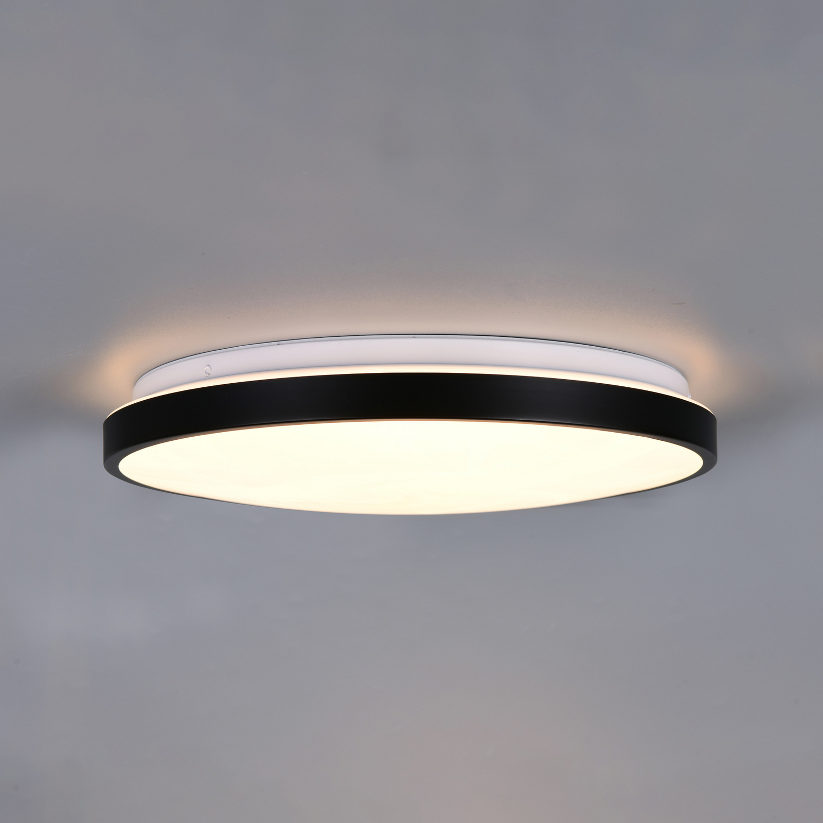 LED-laelamp Fena, mattmust, Ø 38 cm, metall, IP44 LED-laelamp Fena, mattmust, Ø 38 cm, metall, IP44