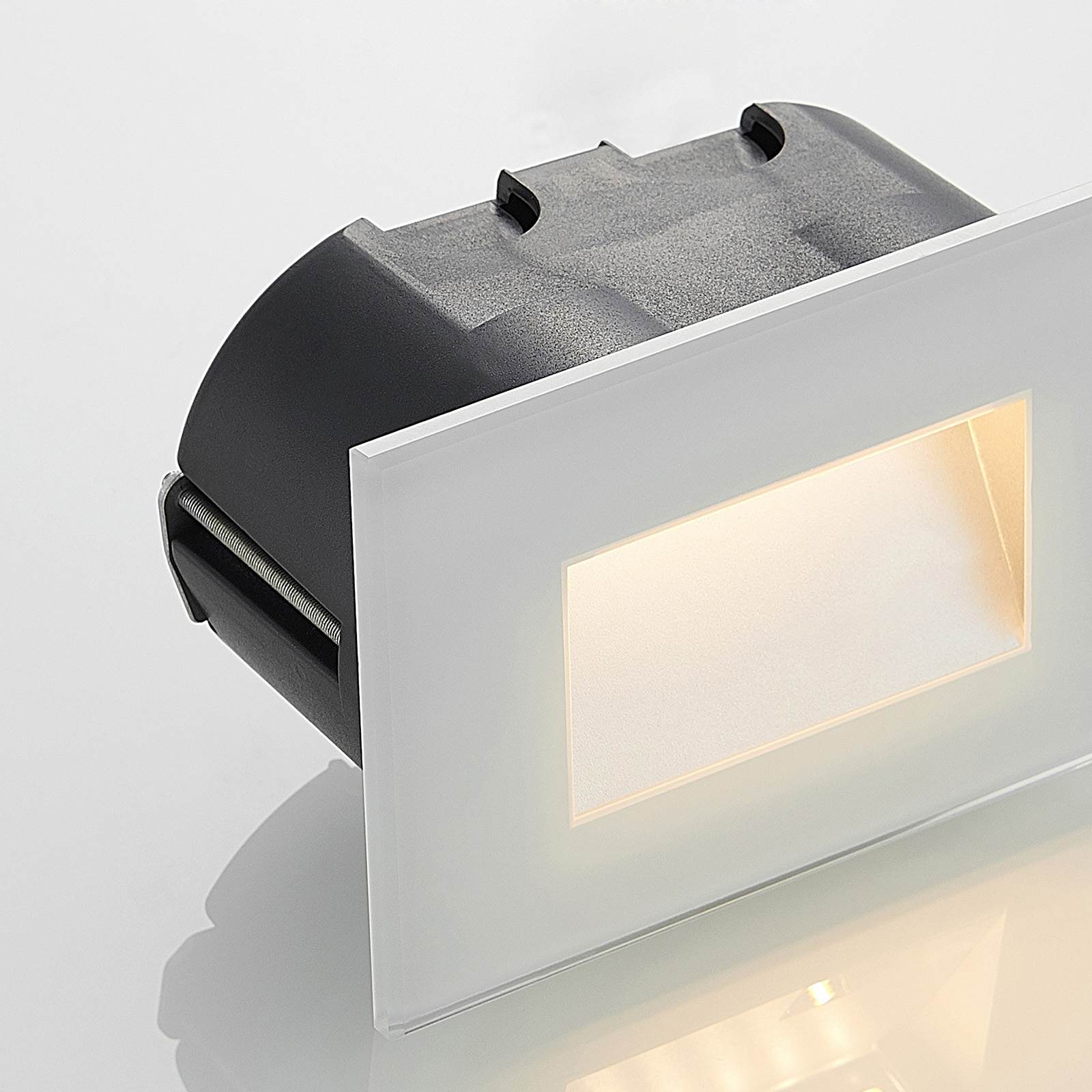 LED innfelt vegglampe Jody, 12 cm, polykarbonat LED innfelt vegglampeJody, 19 cm | Lampegiganten.no