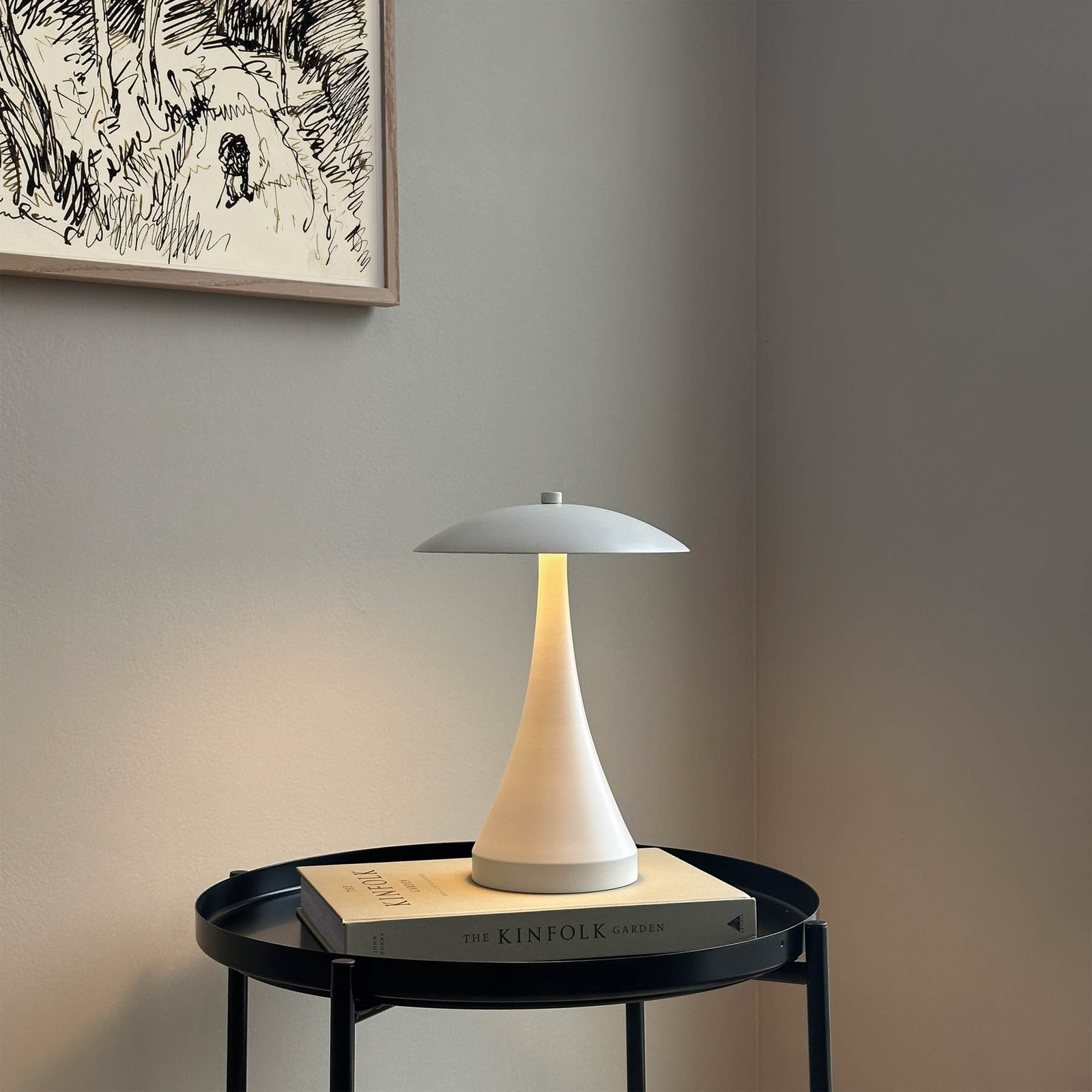 Dyberg Larsen Lámpara de mesa LED recargable Vienna, blanca, altura 28 cm