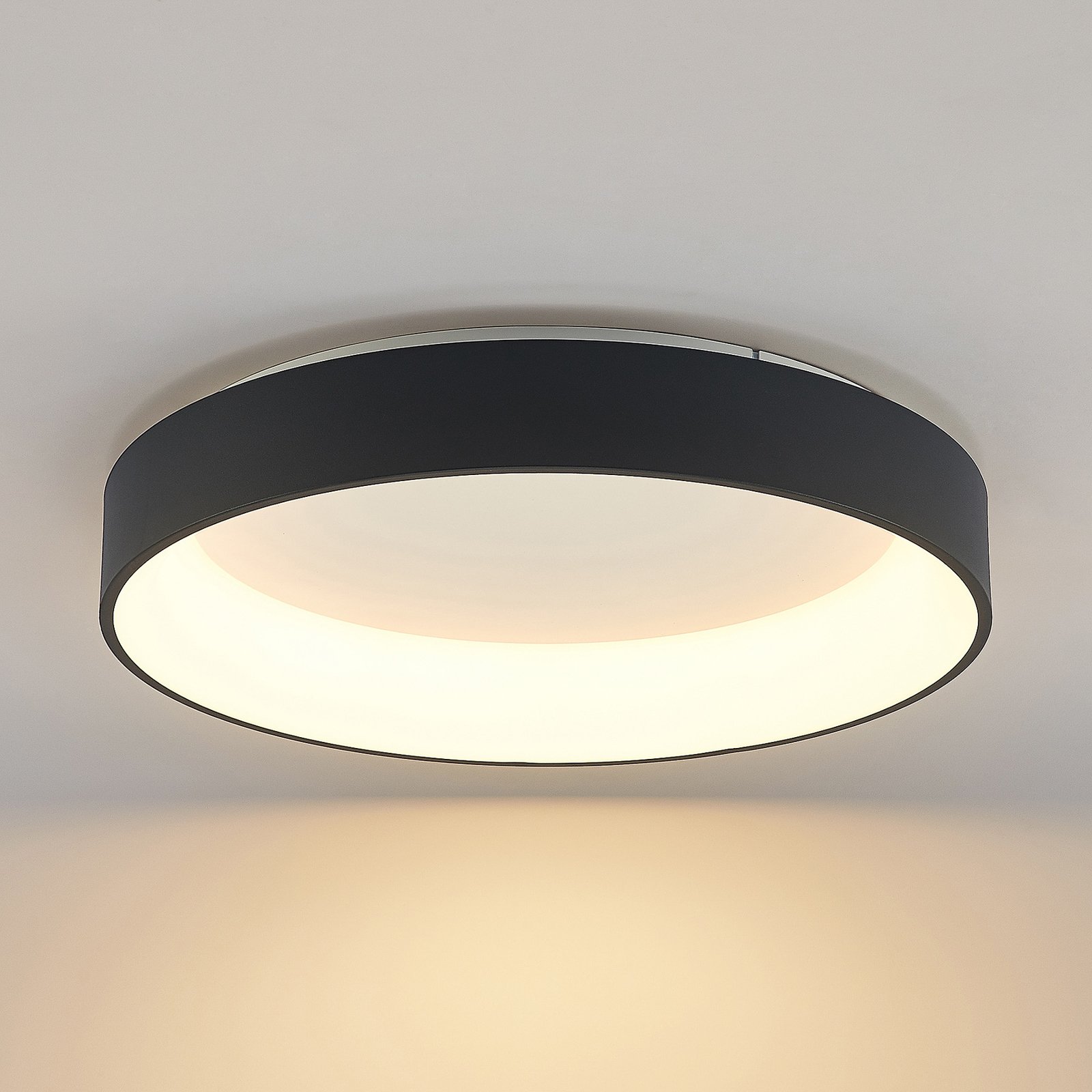 Arcchio LED ceiling lamp Aleksi, round, black, metal, CCT