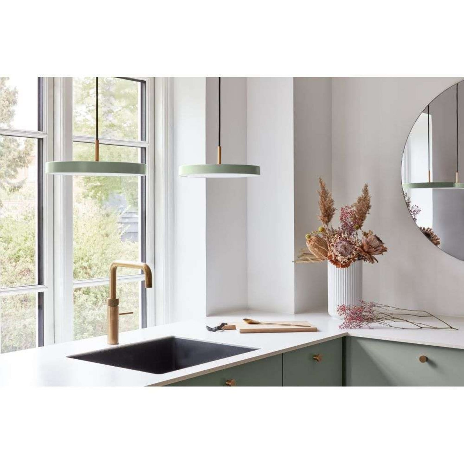 Asteria Pendelleuchte Mini Olive/Black Top UMAGE - Wohnzimmer - Metall