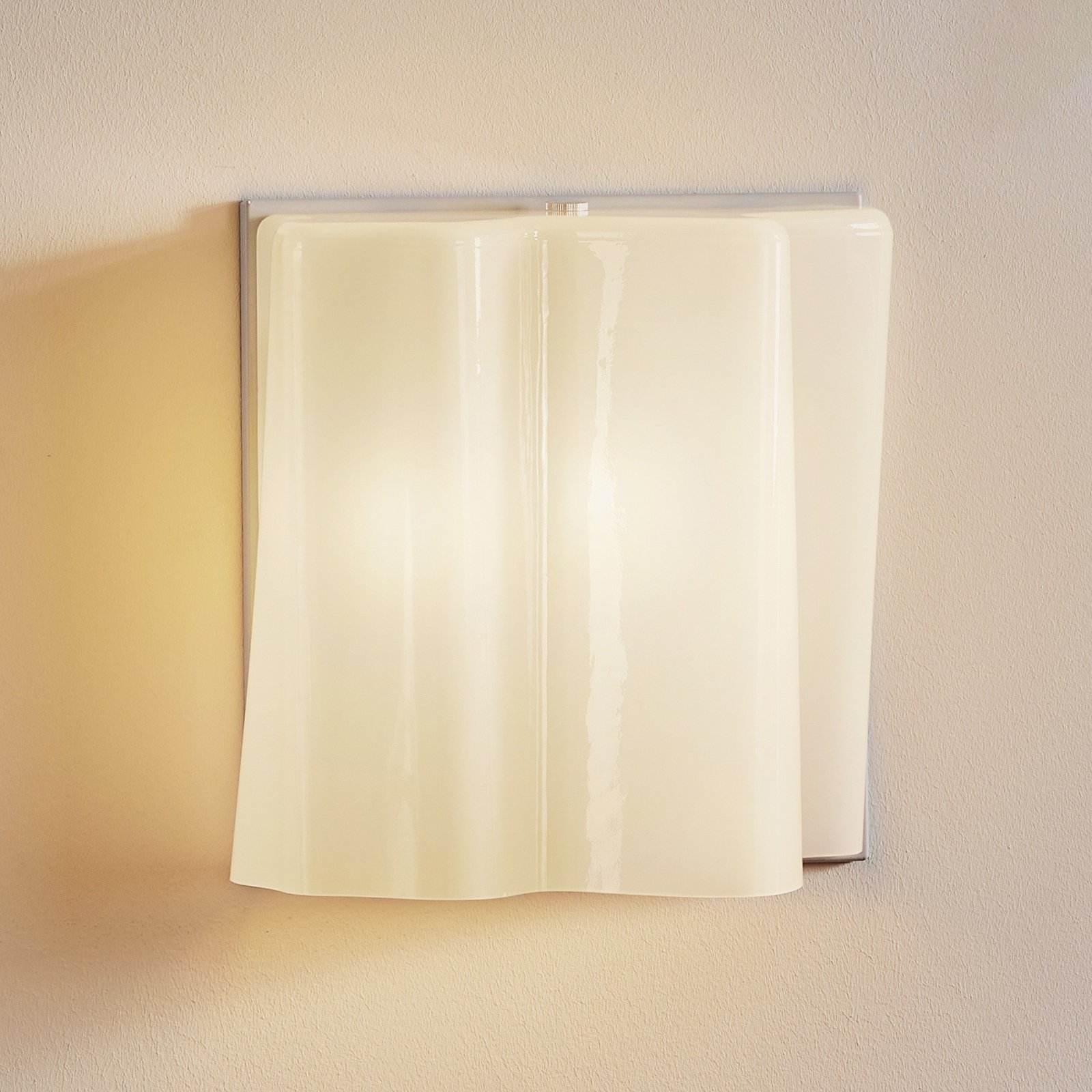 Nástenné svetlo Artemide Logico Micro 33 cm biele
