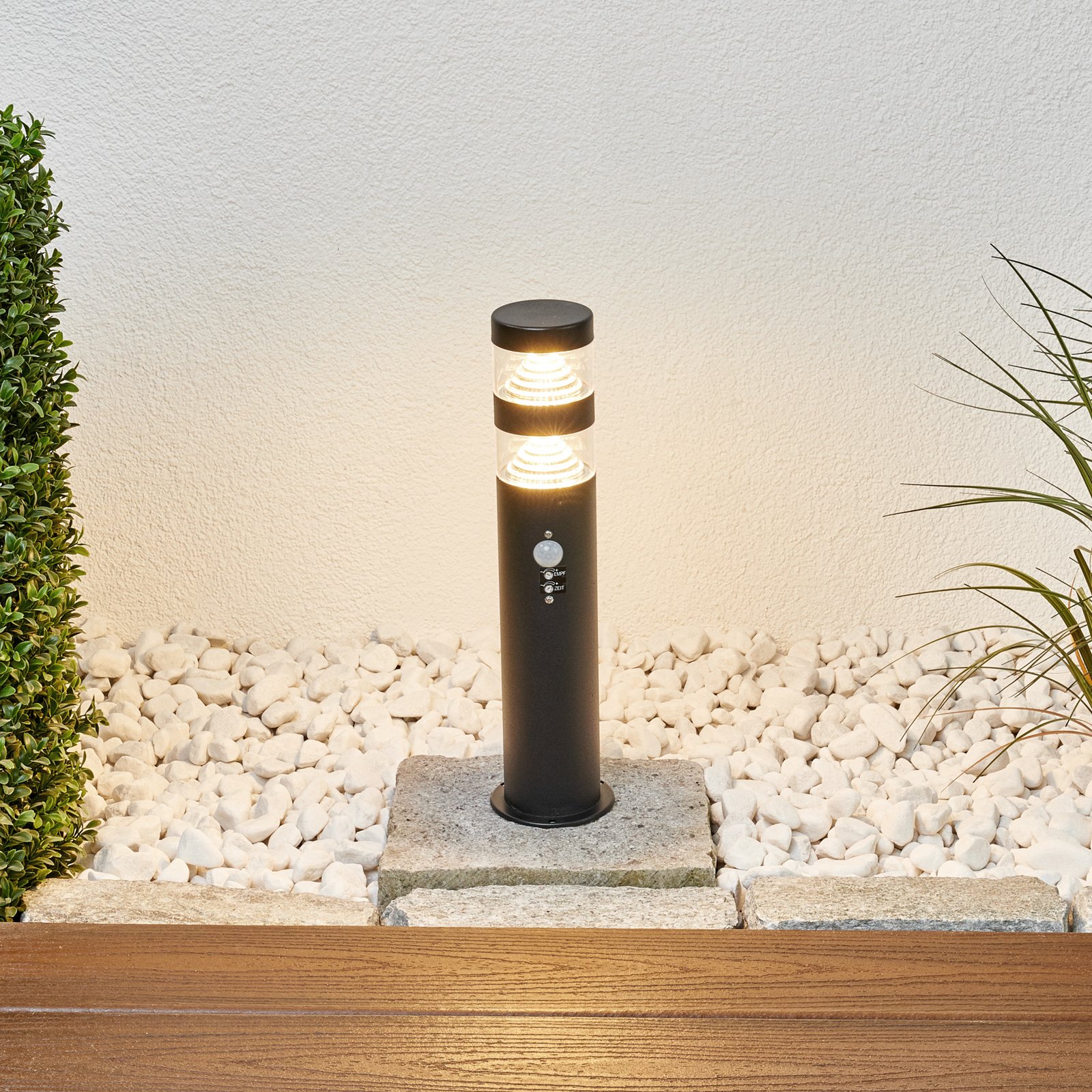 Lámpara zócalo LED Lanea acero inox con sensor