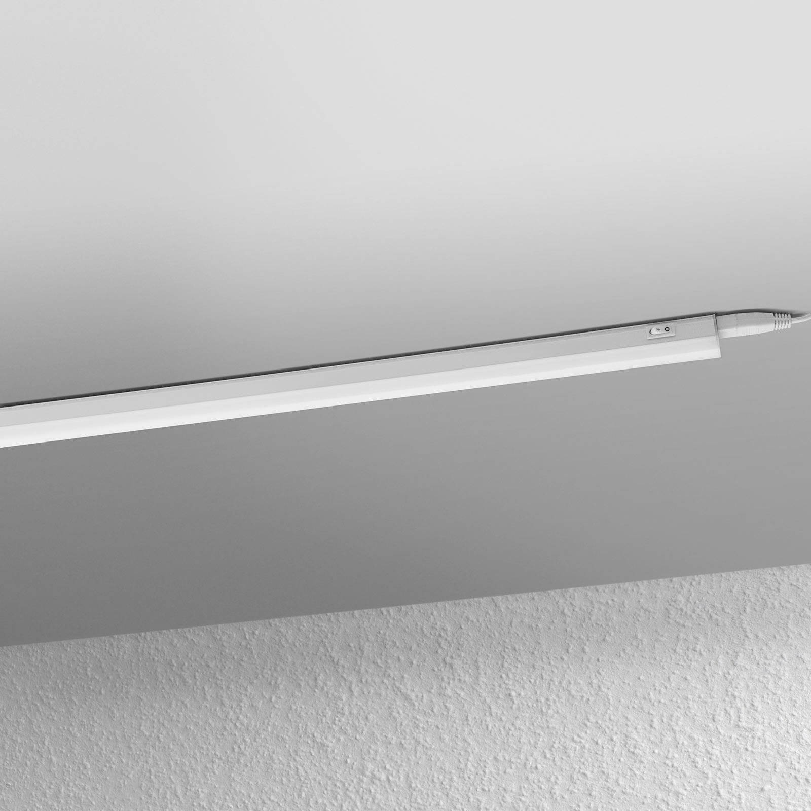 LEDVANCE Batten LED-Unterschranklampe 120cm 3.000K