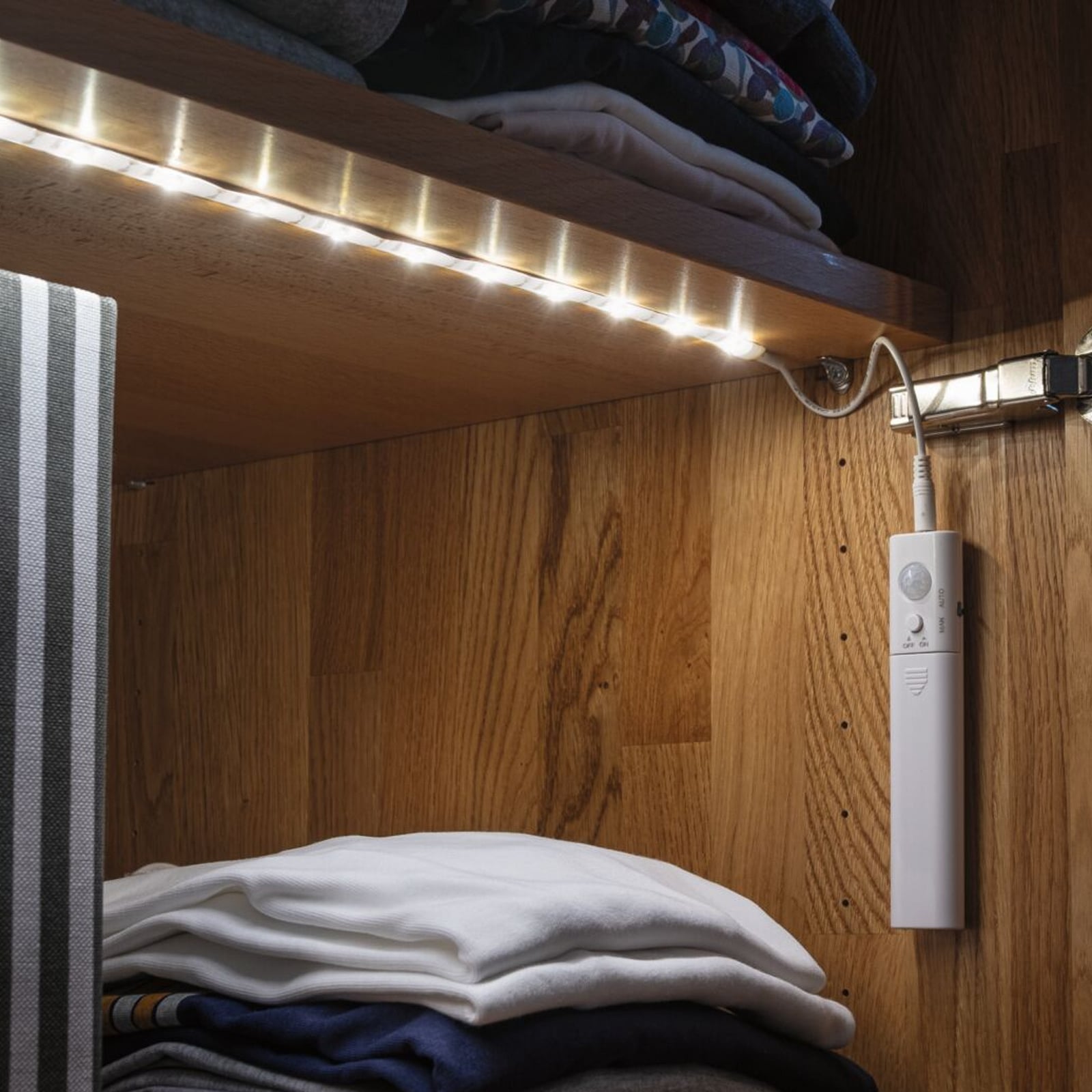 Paulmann LED-Streifen, 1m, weiß, 3000K, Sensor, 2W