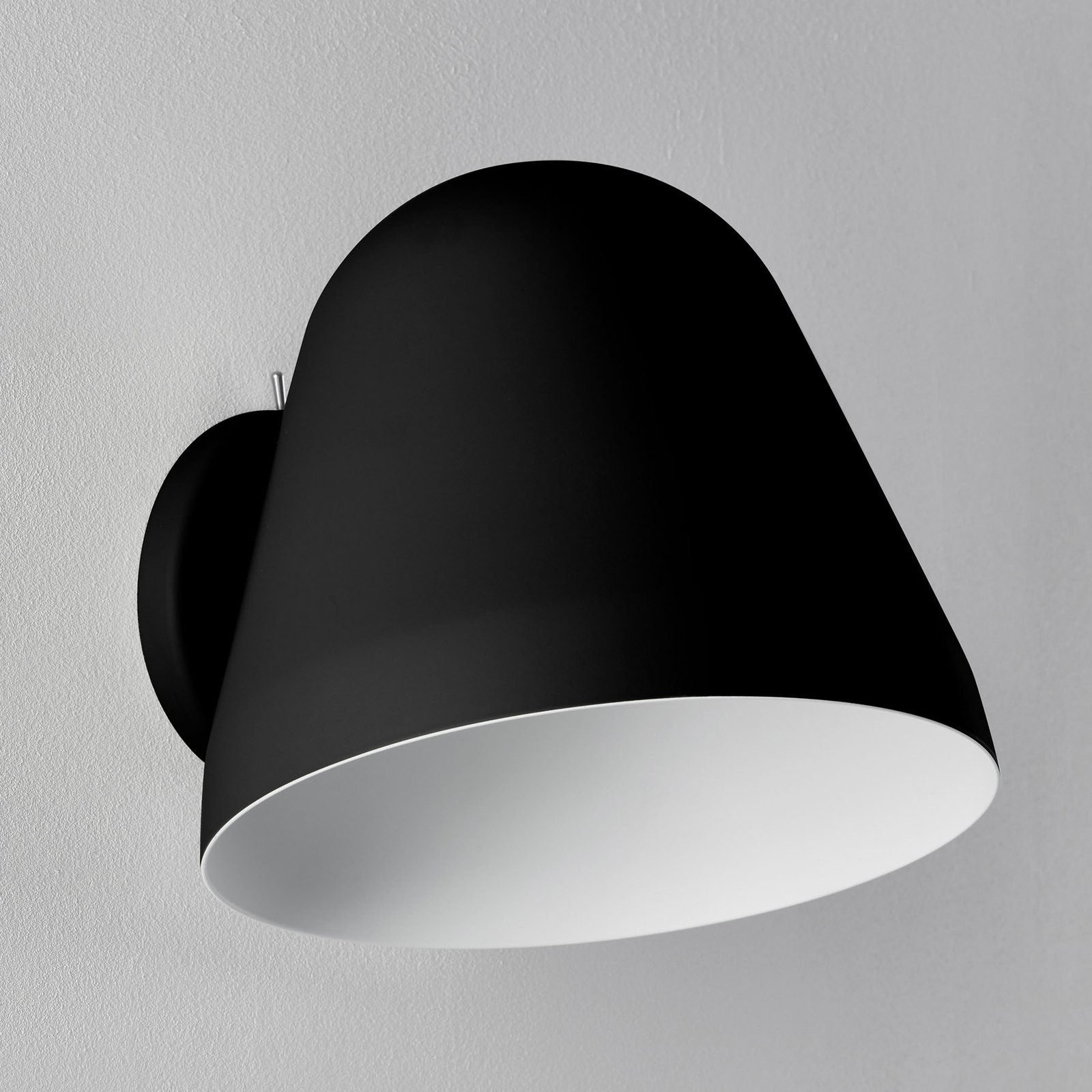 Nyta Tilt Wall Short wall light