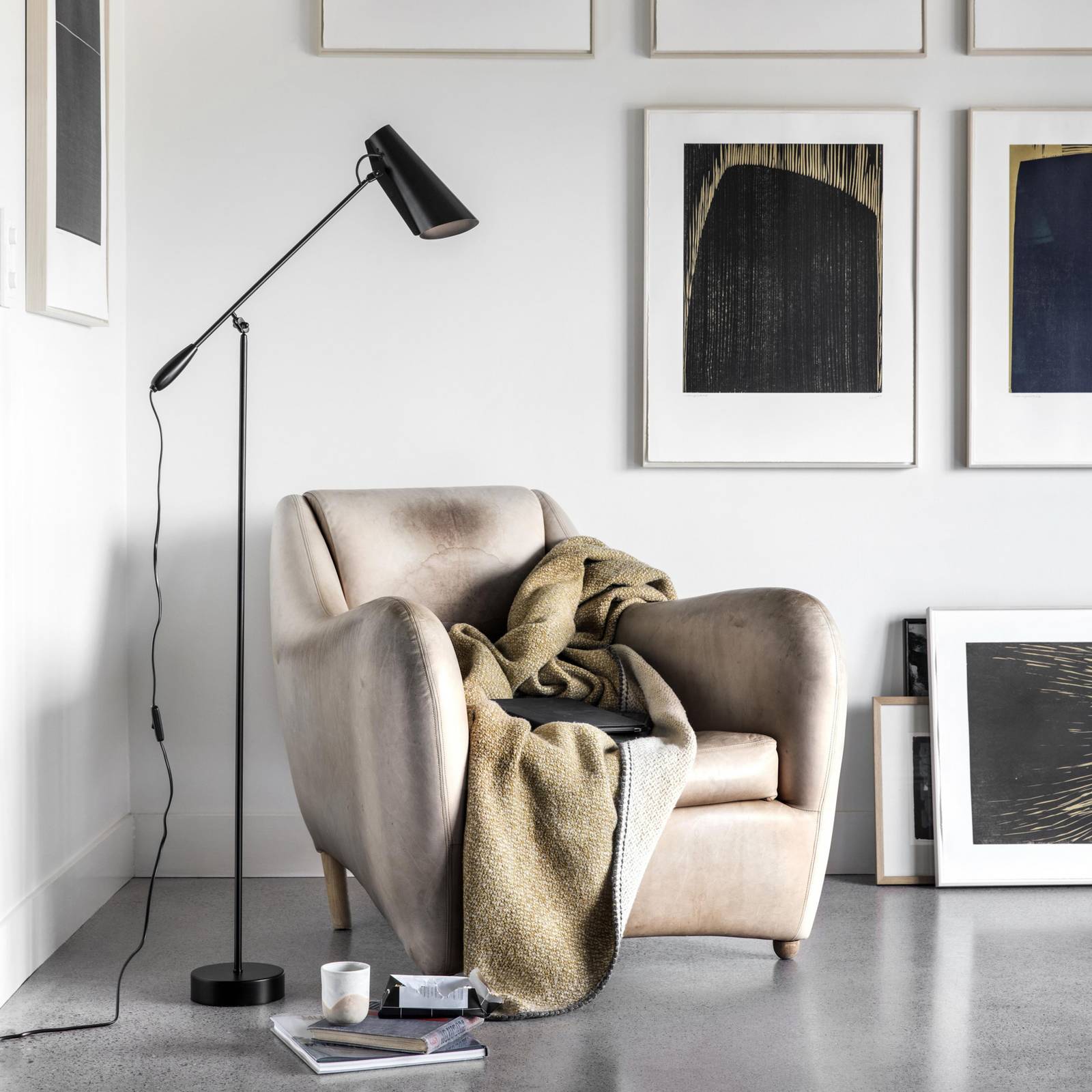 Northern Birdy - floor lamp in black
