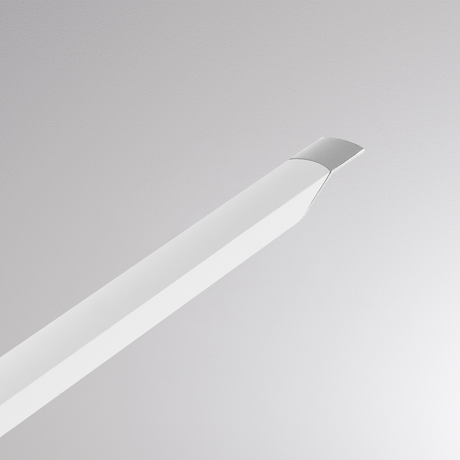 Lámpara de mesa LED FLOYD PRO, blanca, 55 cm, CCT, atenuable