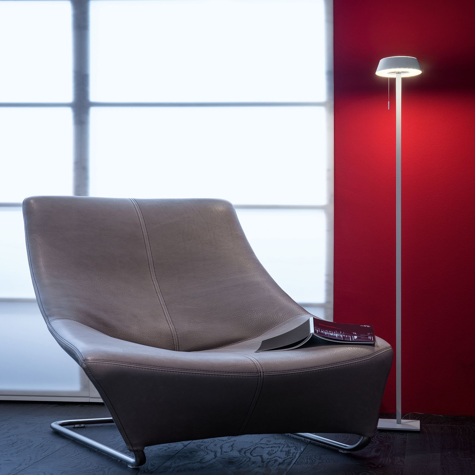 OLIGO Glance LED-Stehlampe grau matt