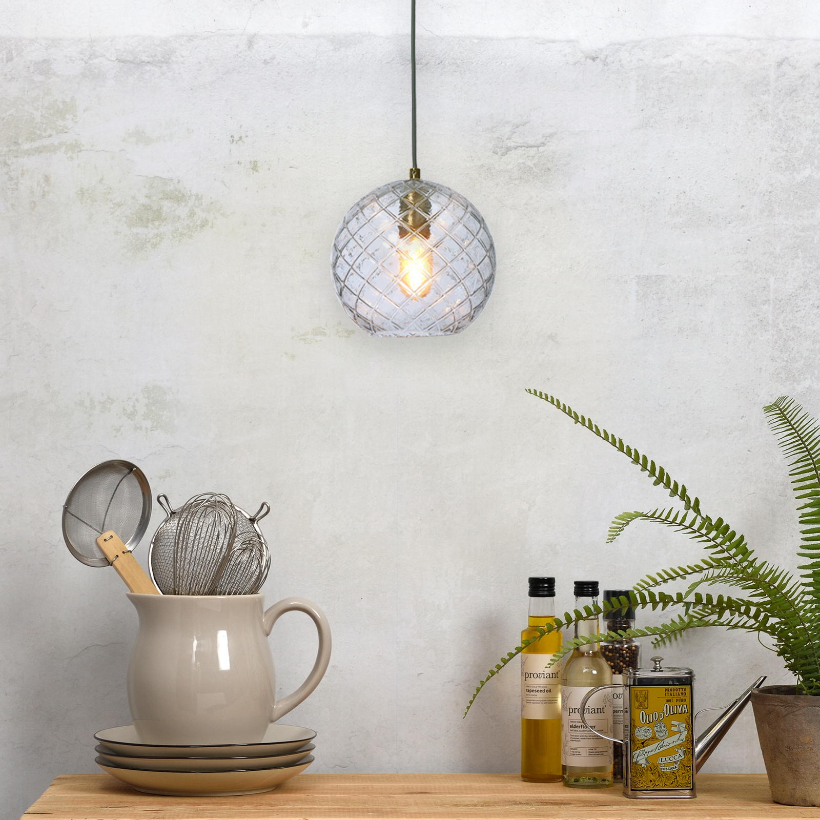 It's about RoMi Piekaramā lampa Venice, lodveida, caurspīdīga, stikla, E27