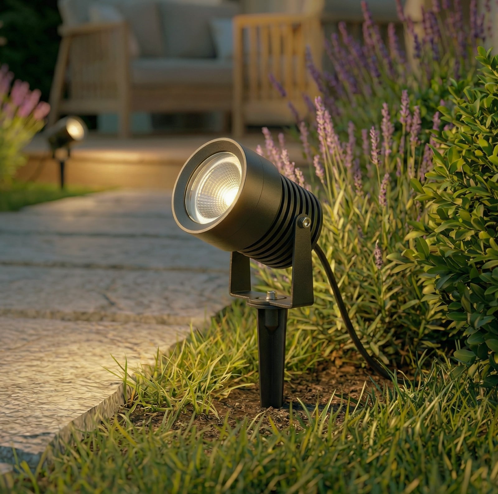 Irina Spike Ulko Spotti IP65 Dark Grey - Lucande