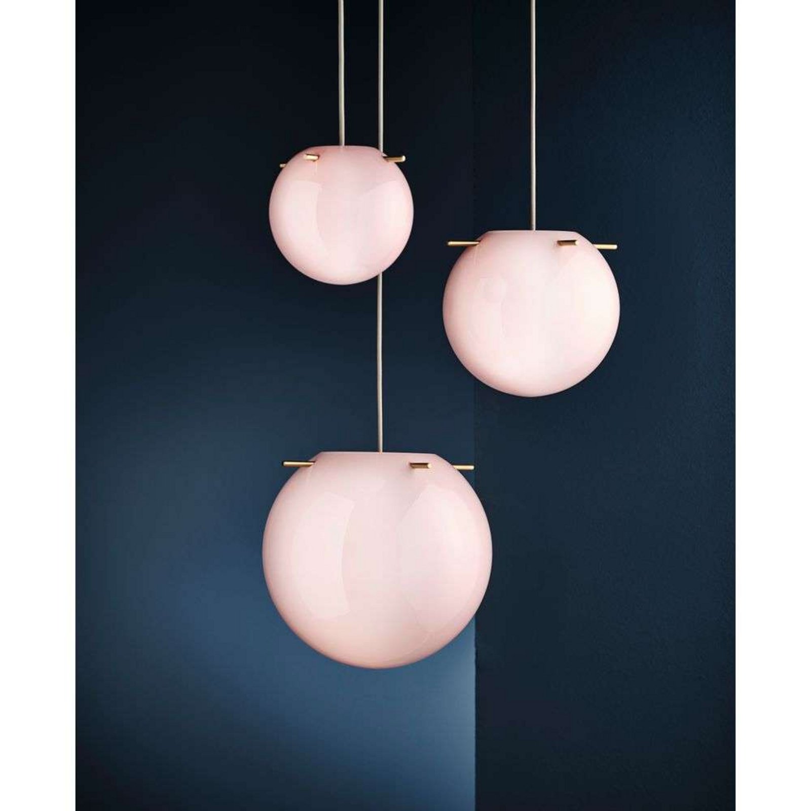 Koi Závěsná Lampa Ø32 Opal Rose/Brass - Frandsen