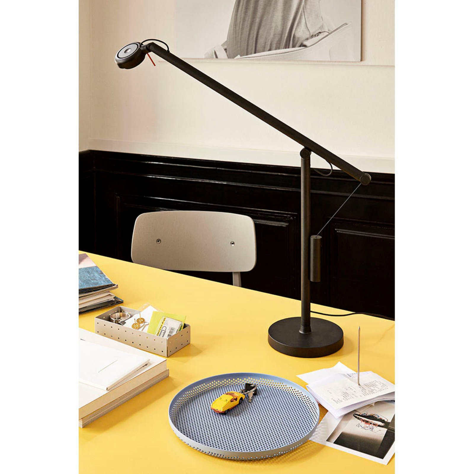 Fifty-Fifty Table Lamp Soft black - HAY