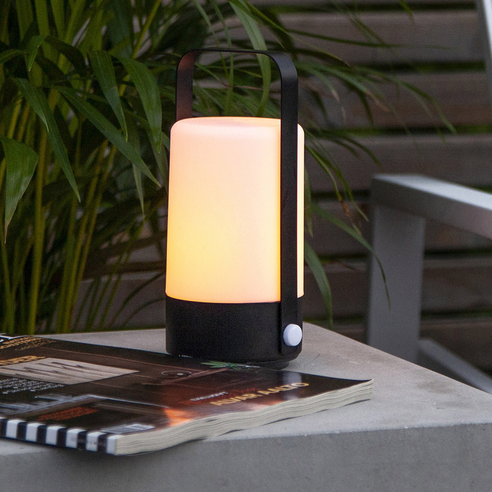 Flame Lantern -LED-pöytälamppu kannettava, akku