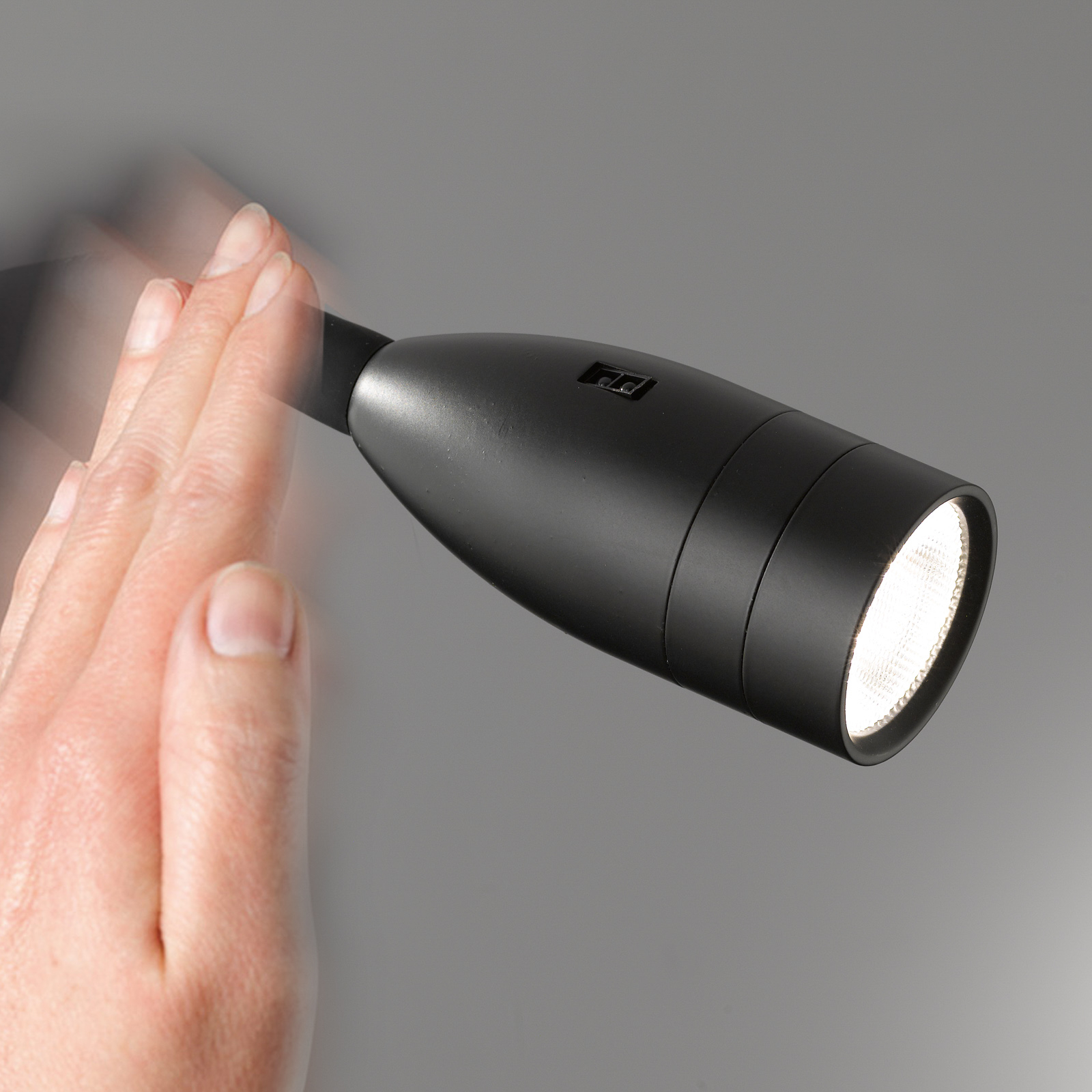 Nástenné svietidlo Sten LED s ovládaním gestami, čierne