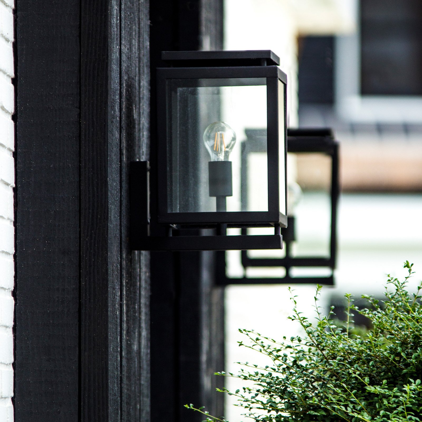 Kinkiet zewnętrzny Vecht z czujnikiem ruchu