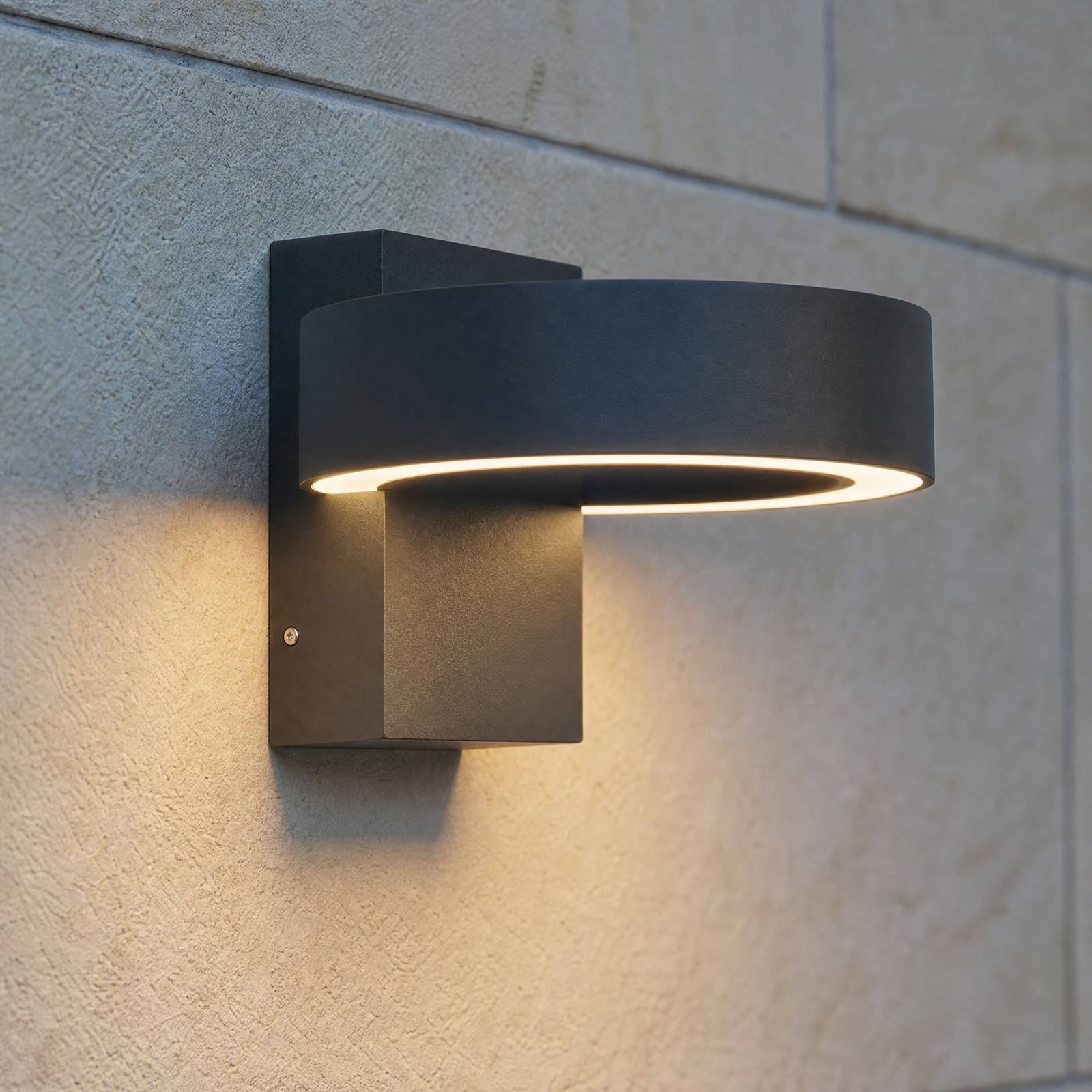 Applique d'extérieur LED Lucande Nirella, noire, CCT, IP65