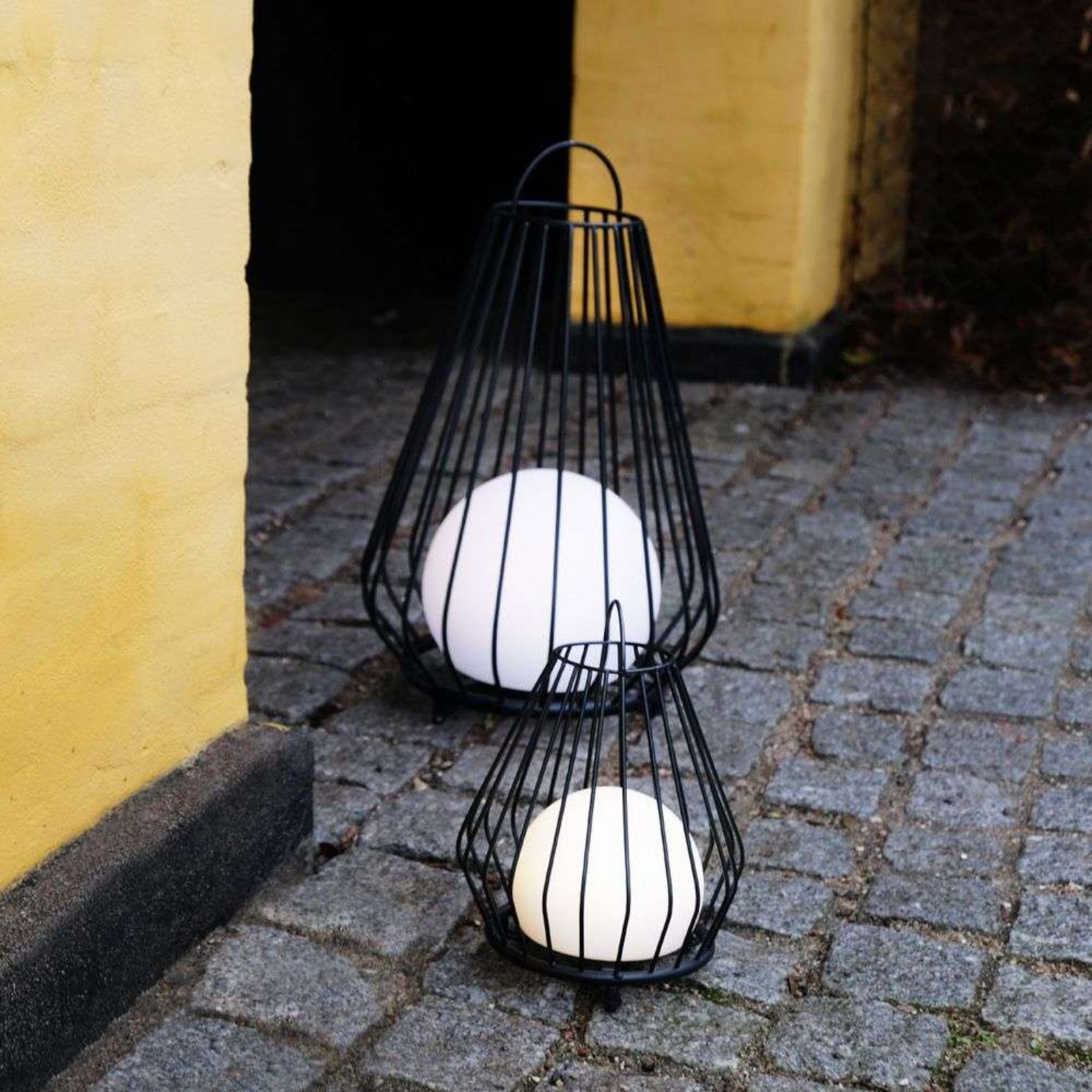 Evesham Outdoor Lantern Large Black - DybergLarsen