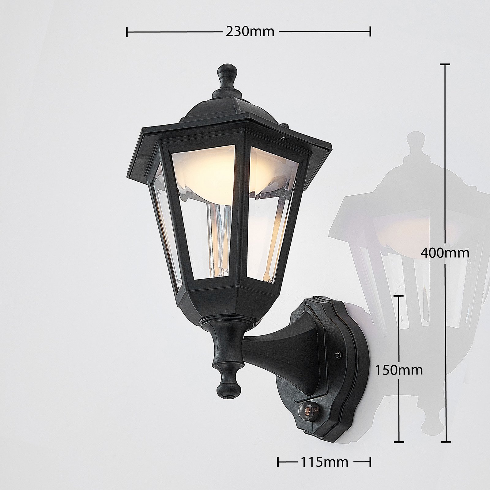 Iavo LED Buiten Wandlamp w/Sensor Black/Clear - Lindby
